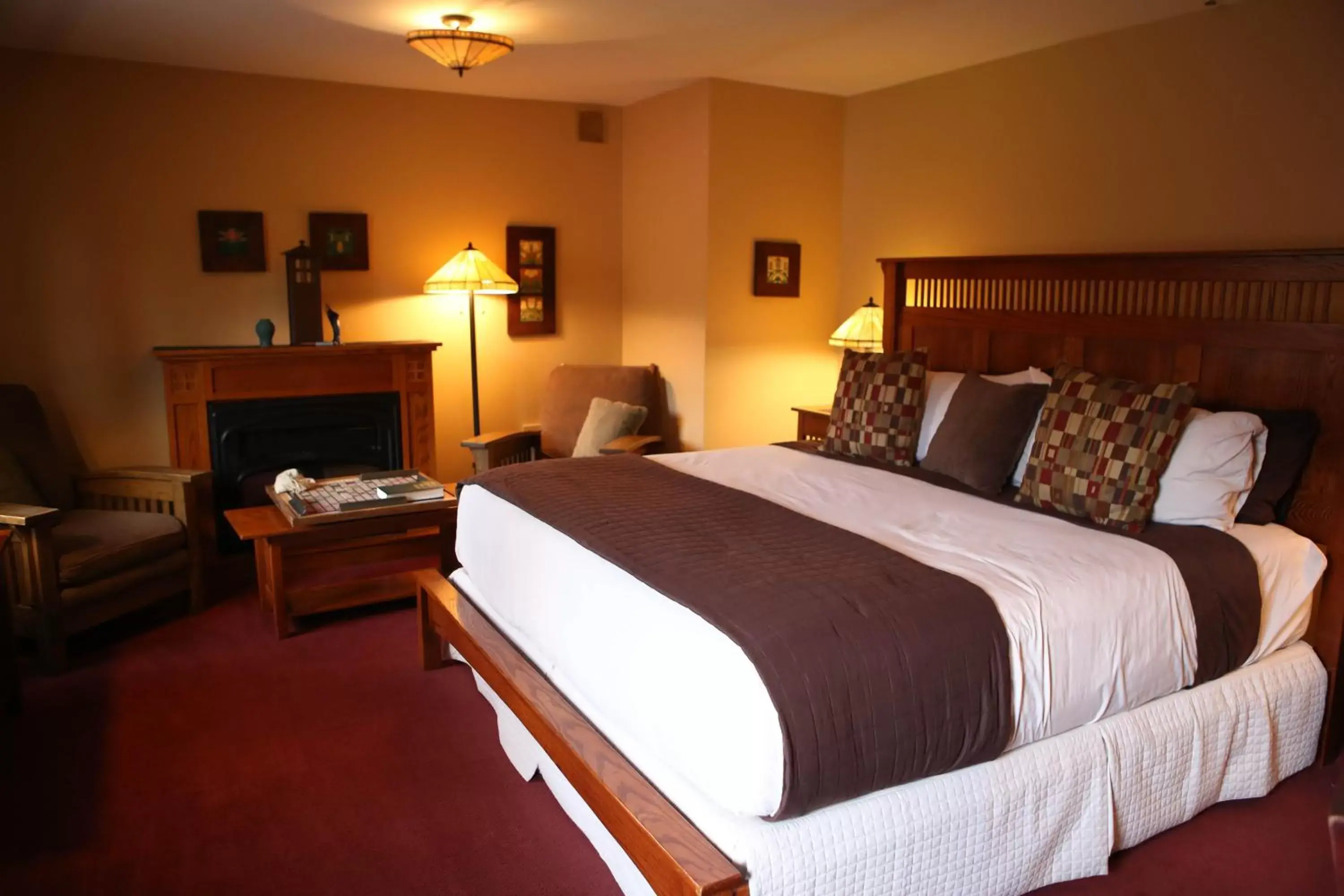 Photo of the whole room, Bed in Settlers Inn