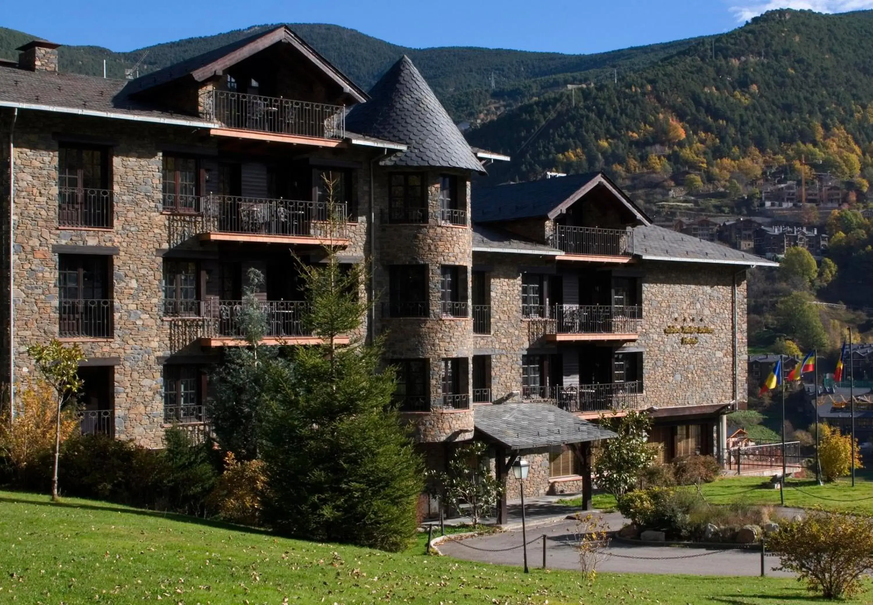 Facade/entrance, Property Building in Abba Xalet Suites Hotel