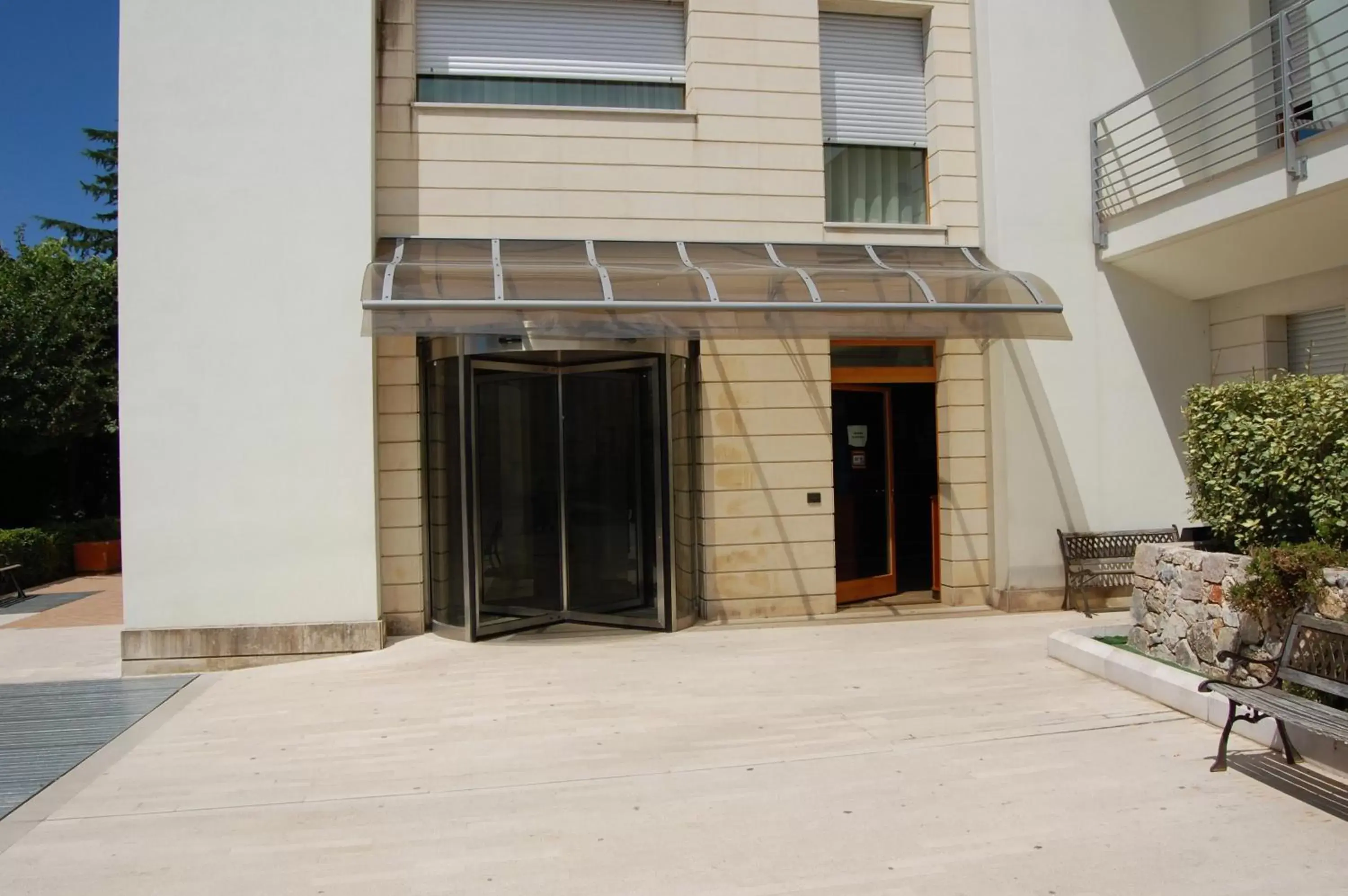 Facade/entrance, Property Building in Hotel Villa San Pietro