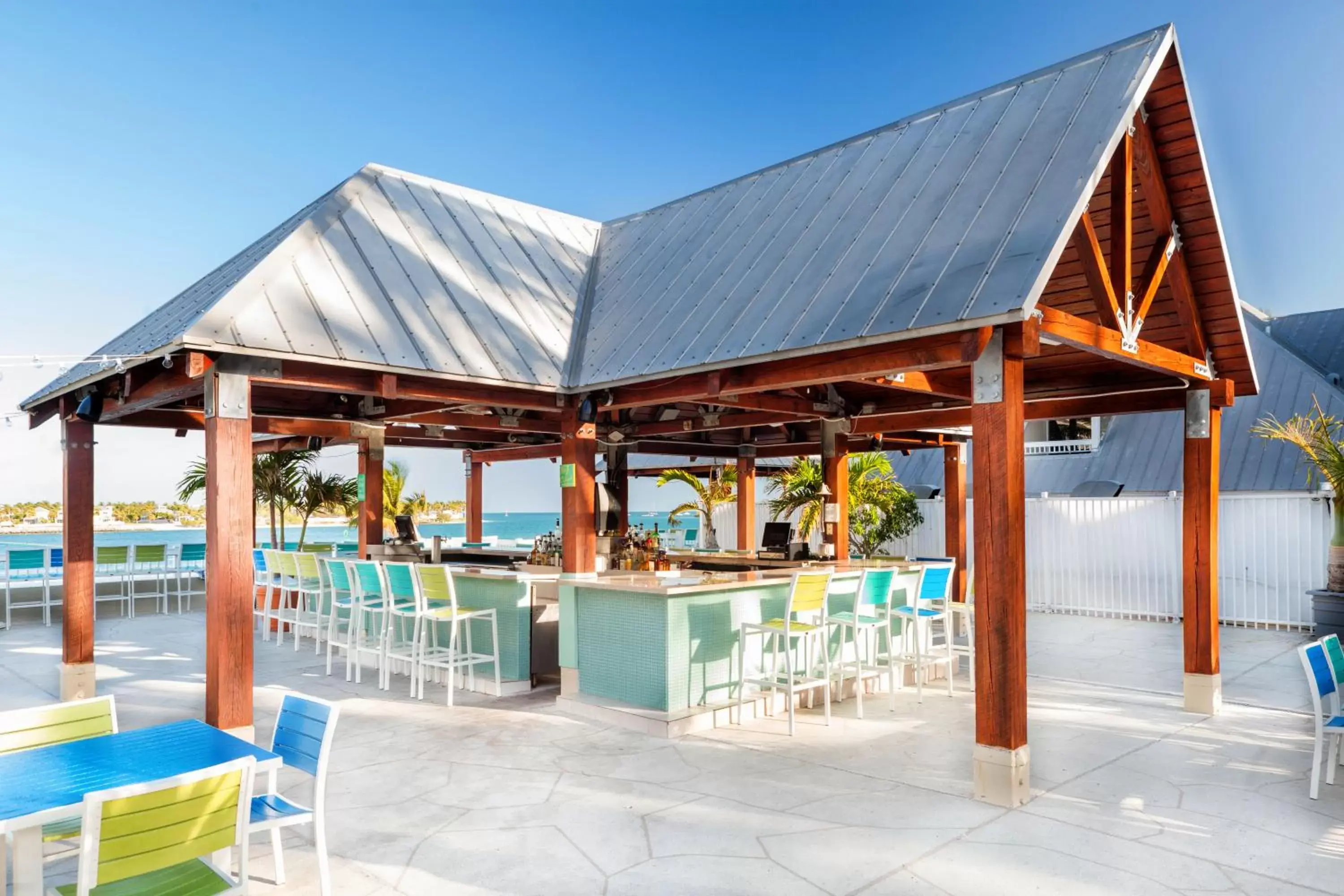 Lounge or bar in Opal Key Resort & Marina