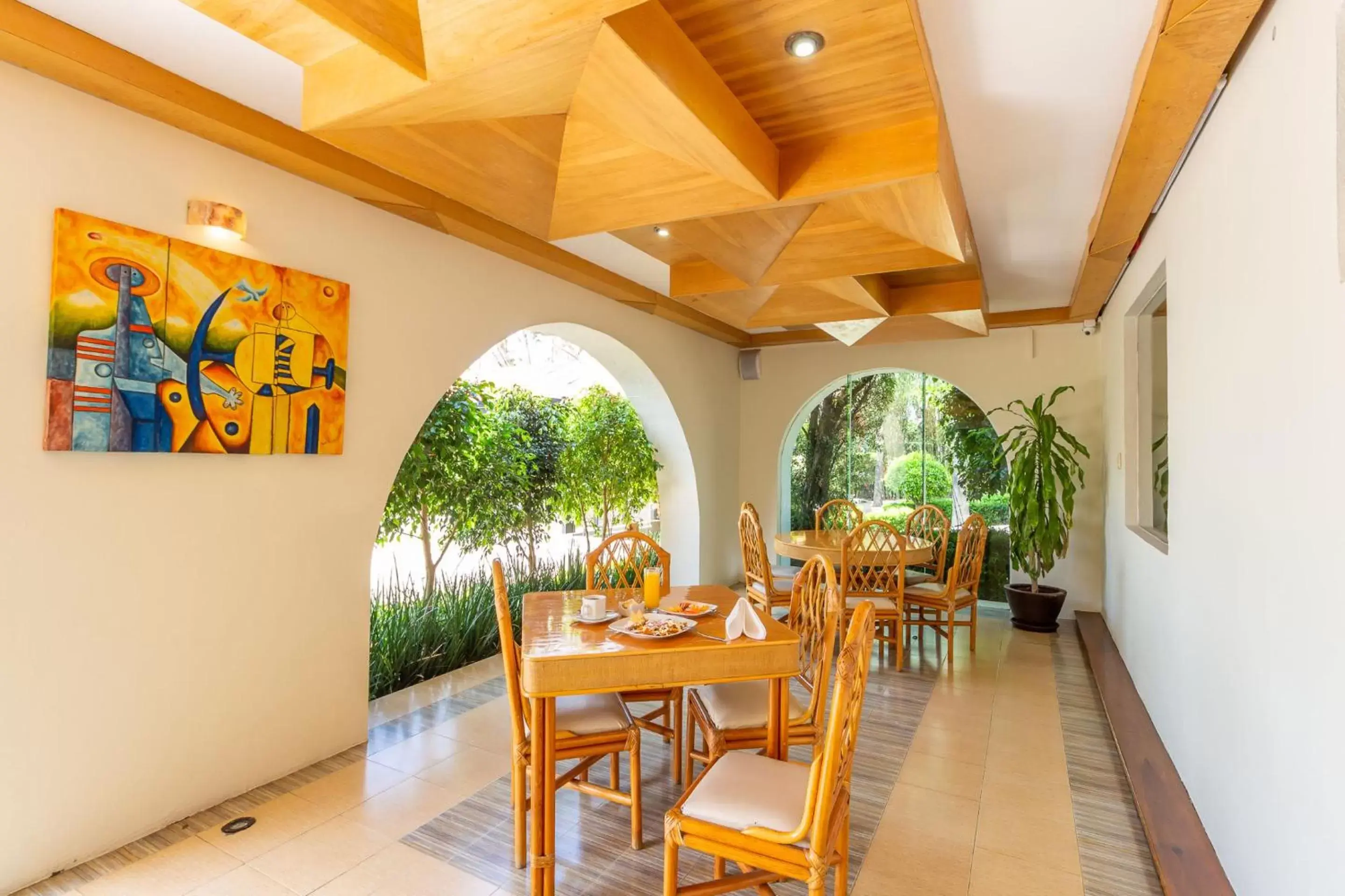 Dining Area in Hotel Hacienda Montesinos