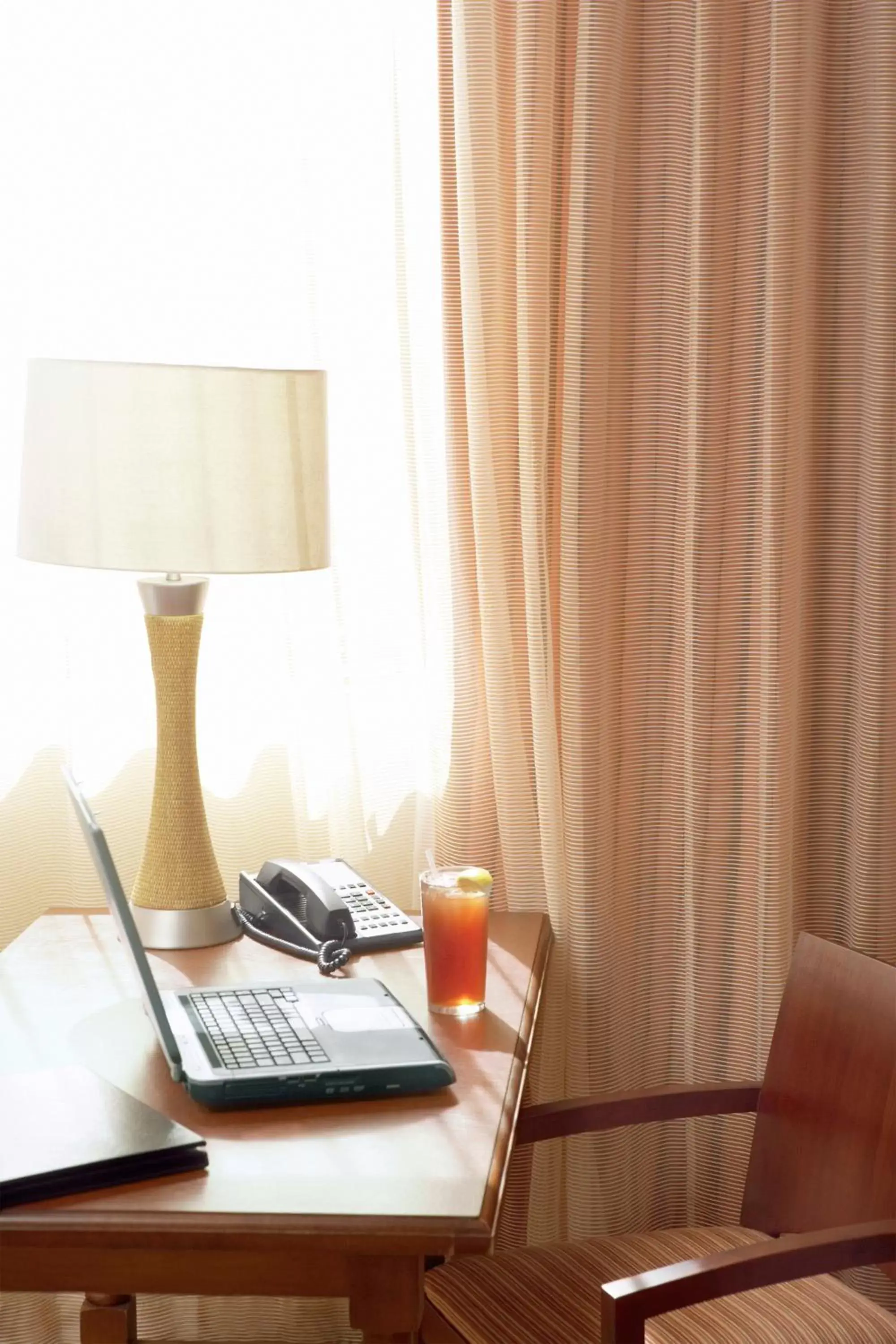 Decorative detail, Coffee/Tea Facilities in Country Inn & Suites by Radisson, Wausau, WI