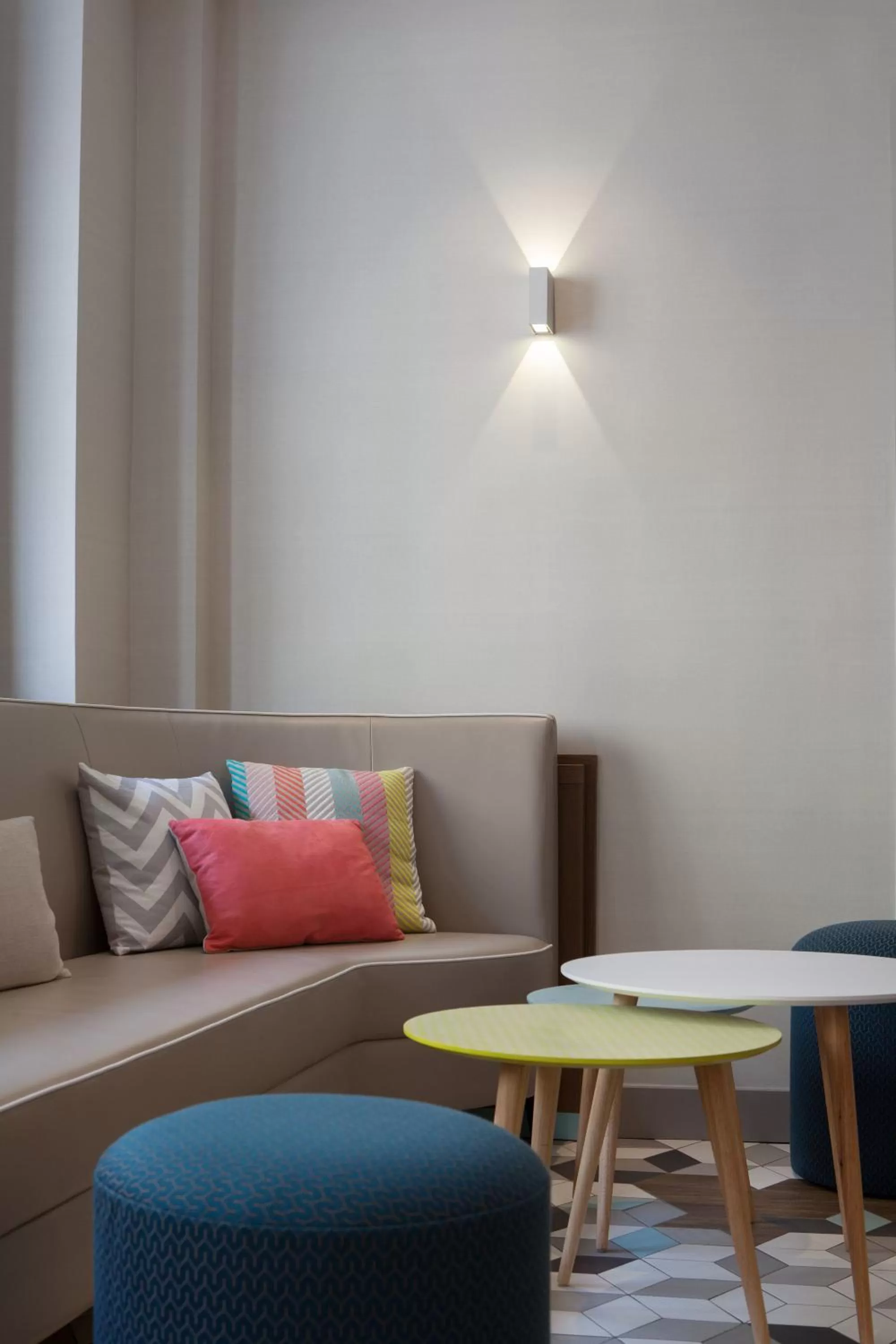 Lounge or bar in Hotel des Nations Saint Germain