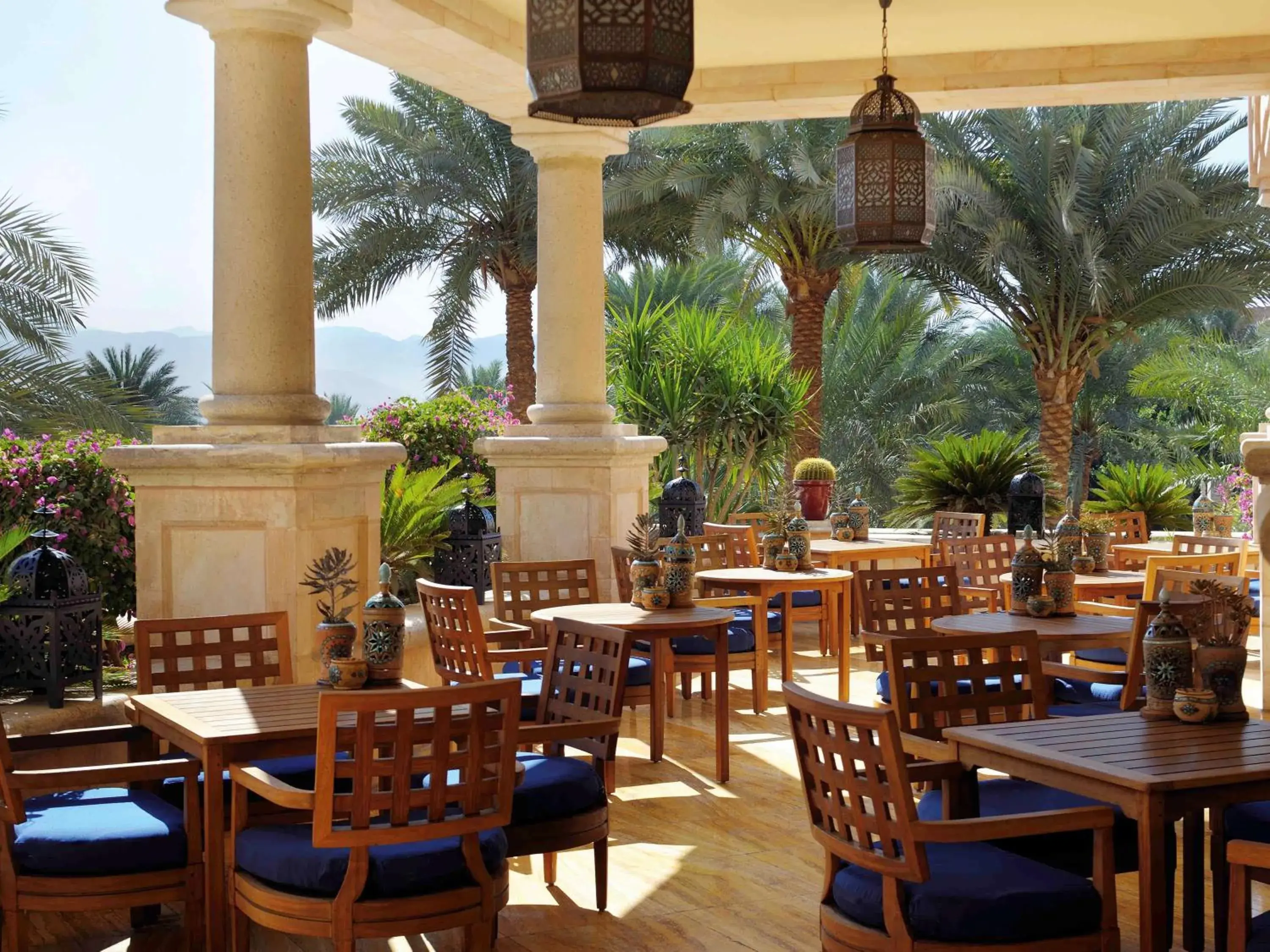 Lounge or bar, Restaurant/Places to Eat in Movenpick Resort & Residences Aqaba