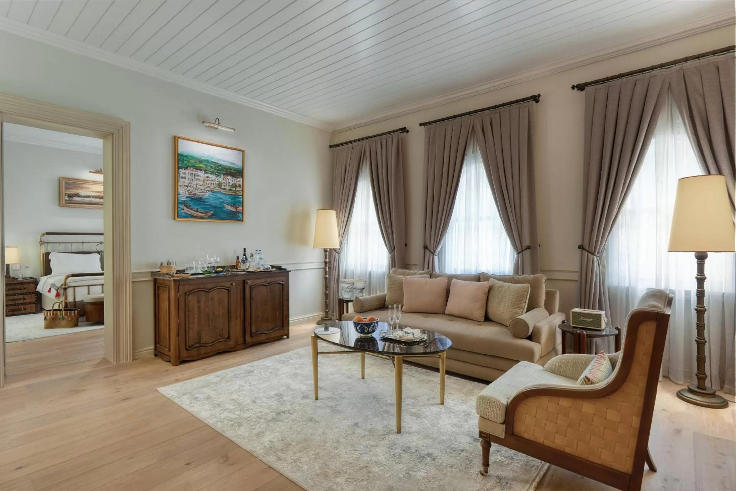 Photo of the whole room in Six Senses Kocatas Mansions