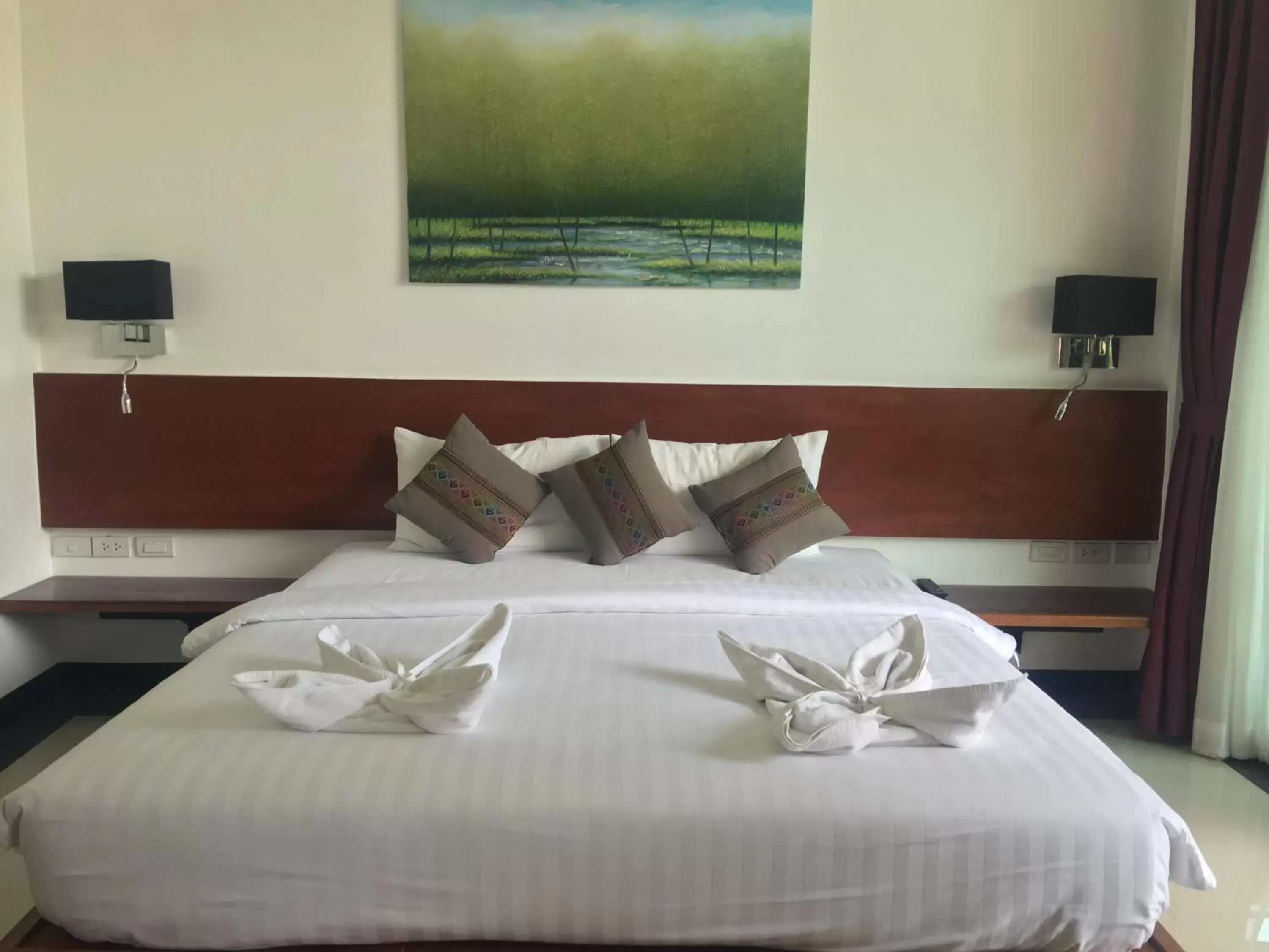 Bed in Green View Village Resort - SHA Plus