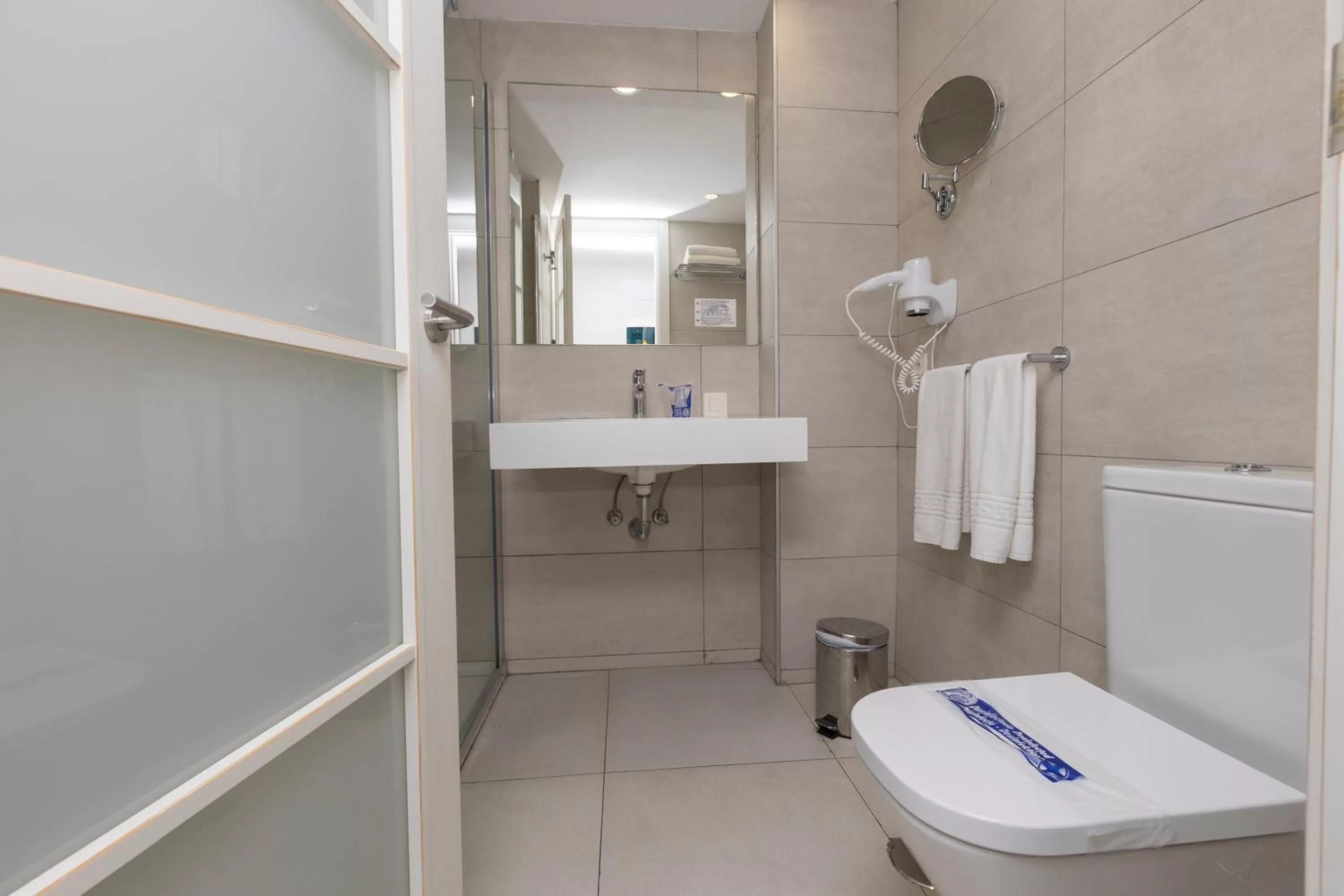 Bathroom in Hotel LIVVO Veril Playa