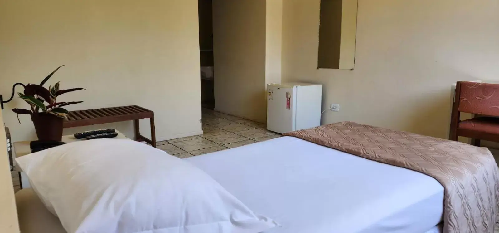 Bed in GoldMen Business Londrina Bed in GoldMen Business Londrina