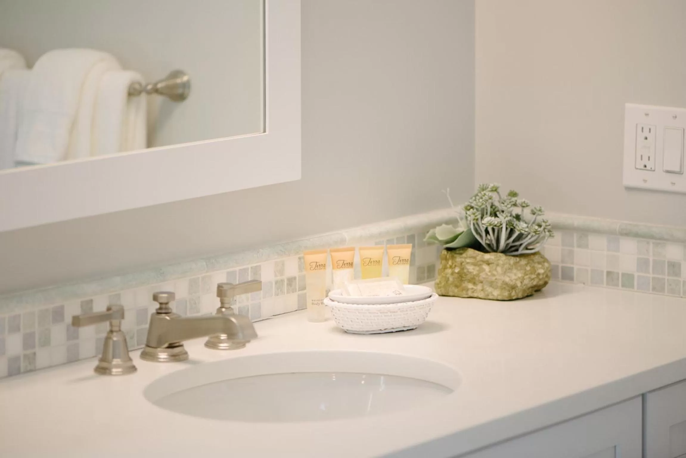 Bathroom in The East Island Reserve Hotel