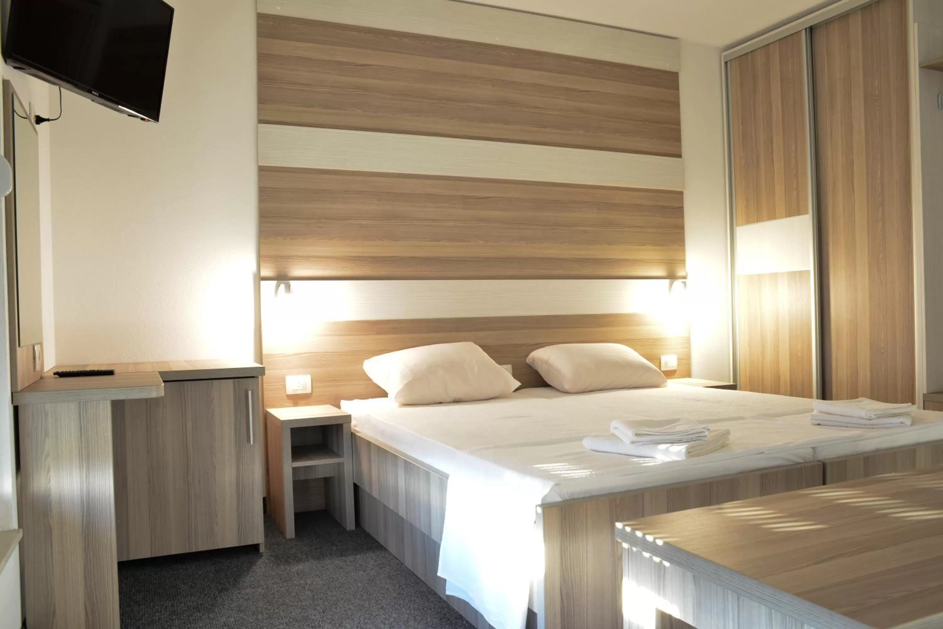 Bed in Hotel Rivero A&S