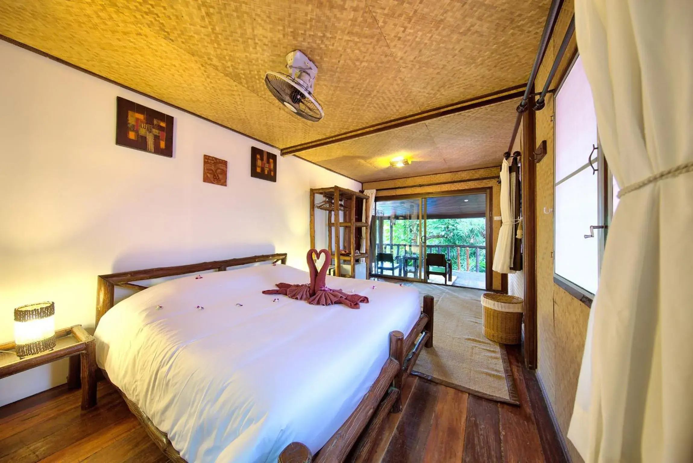 Photo of the whole room in Eden Bungalows Fisherman's village
