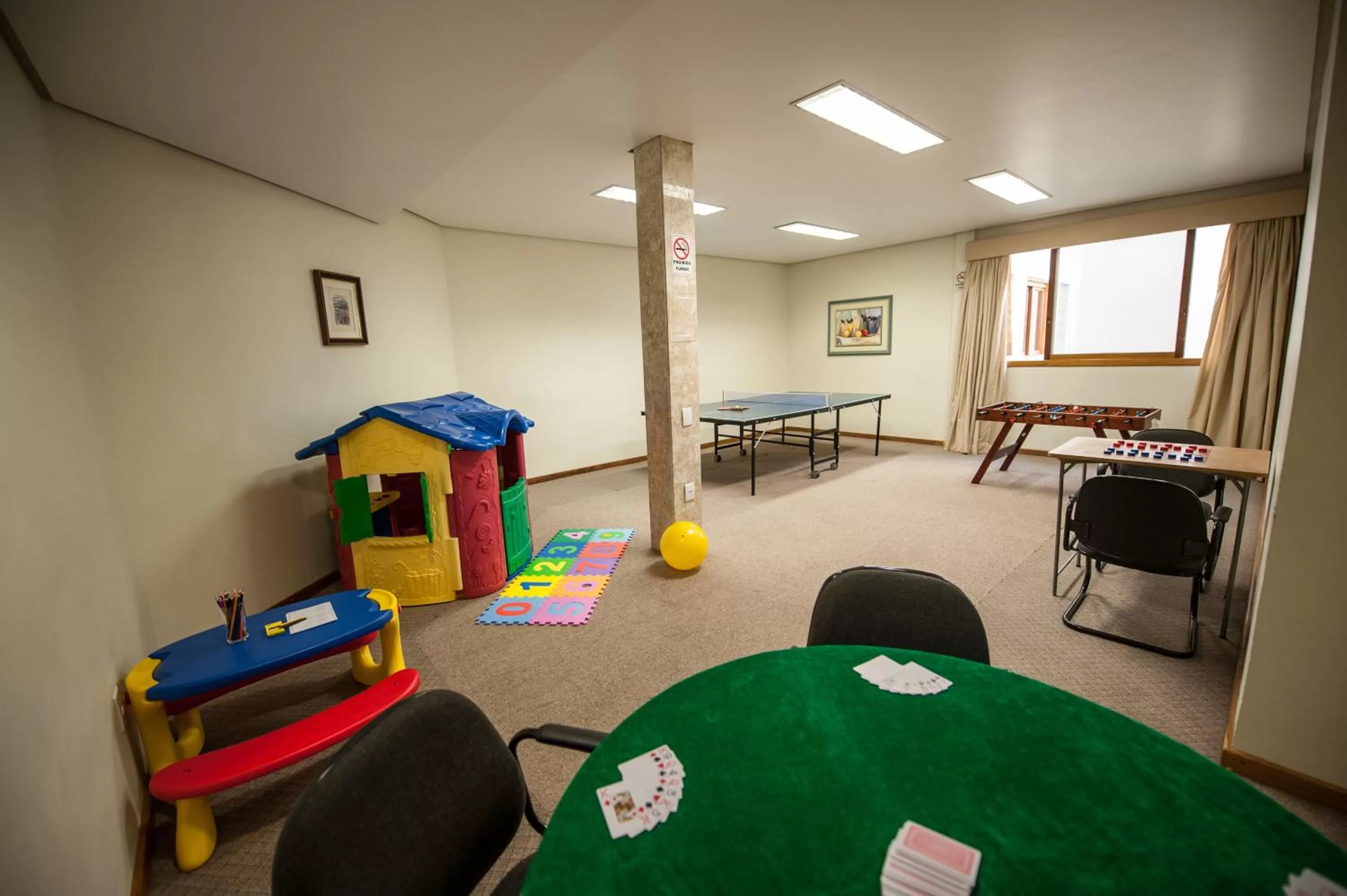 Game Room in Farina Park Hotel