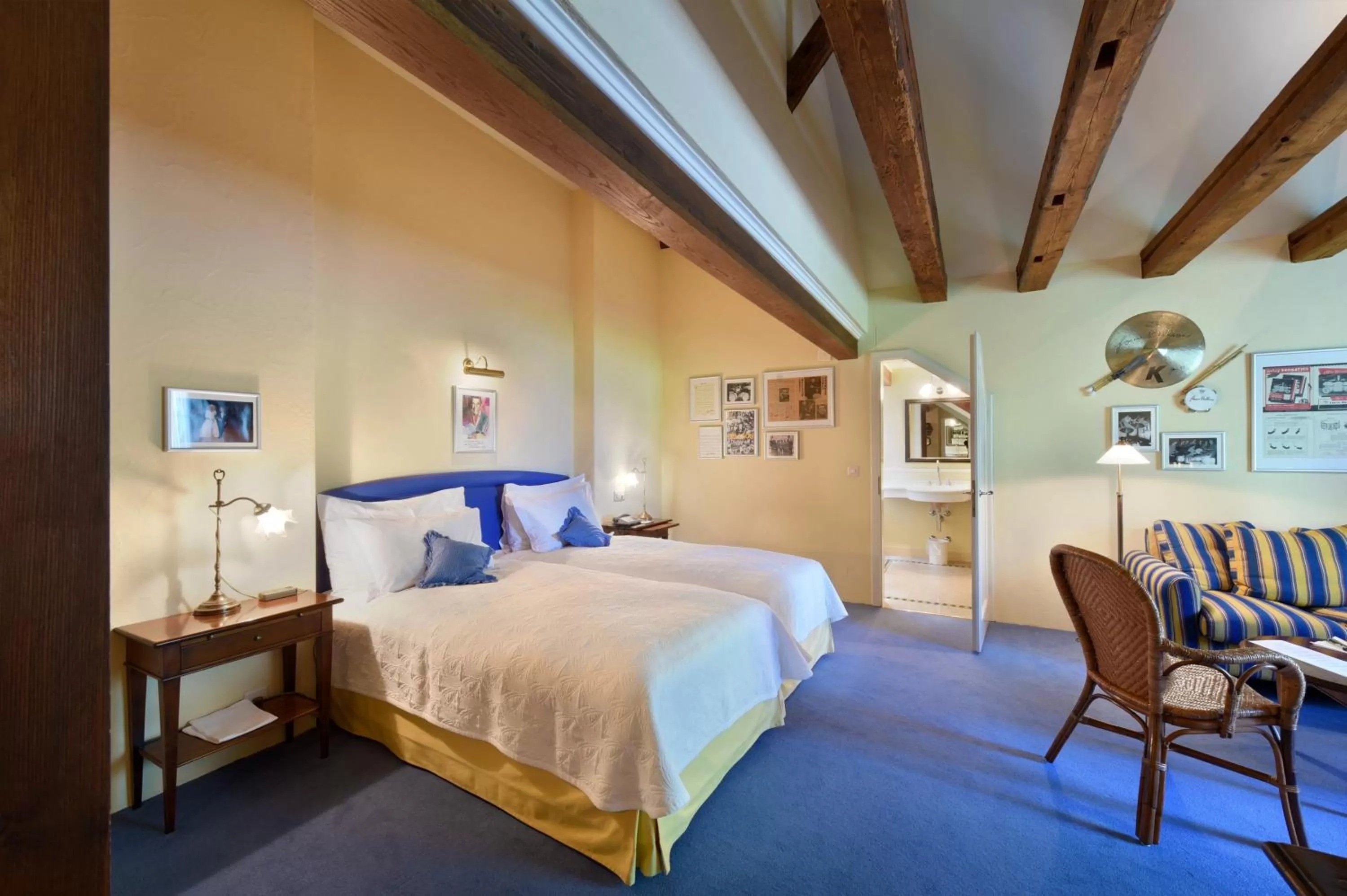 Photo of the whole room, Bed in Unique Hotel Innere Enge