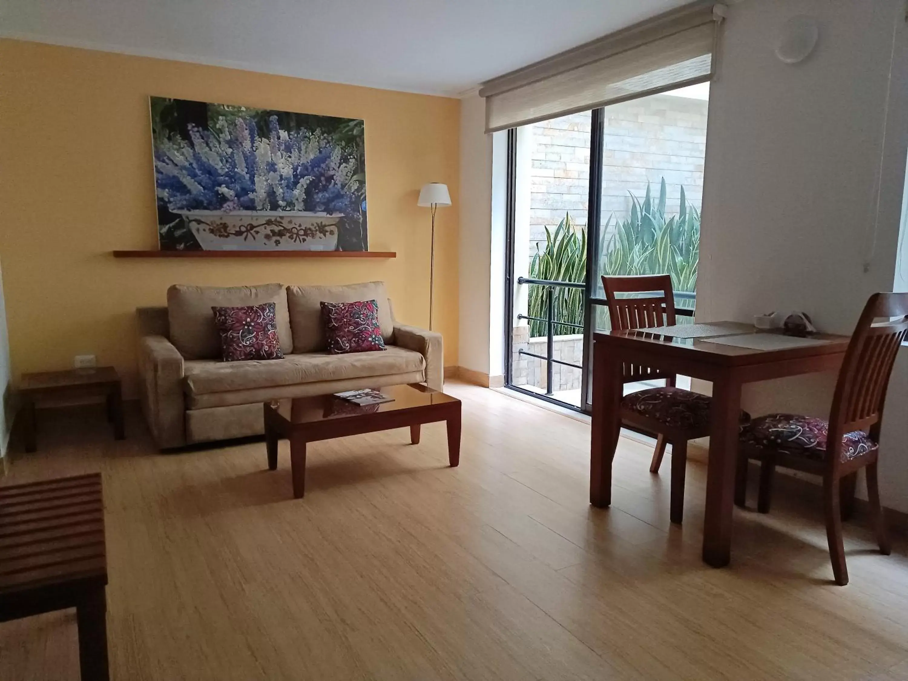 Living room, Seating Area in Hotel Boutique Confort Suites