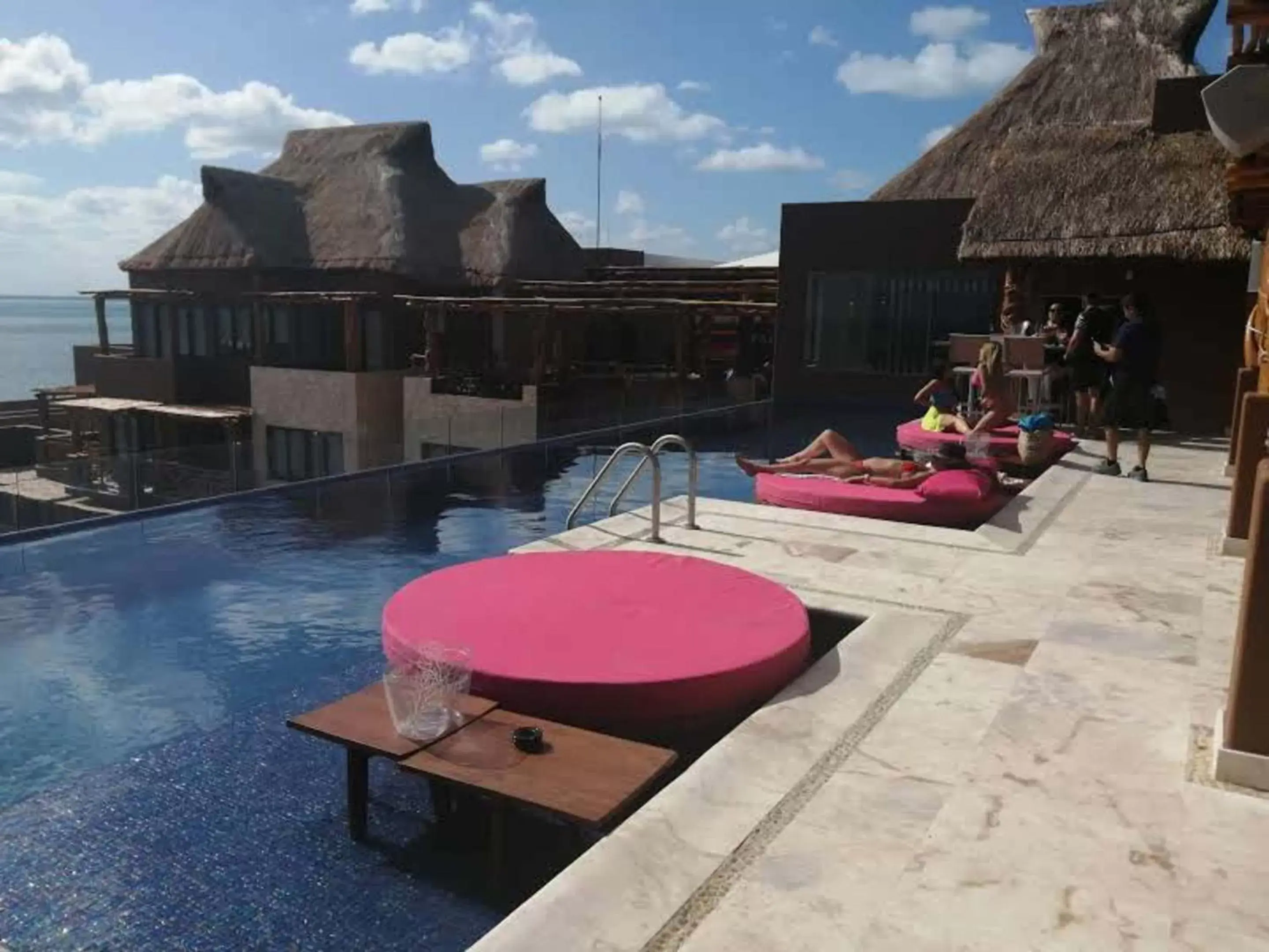 Balcony/Terrace, Swimming Pool in Hotel Beló Isla Mujeres - All Inclusive