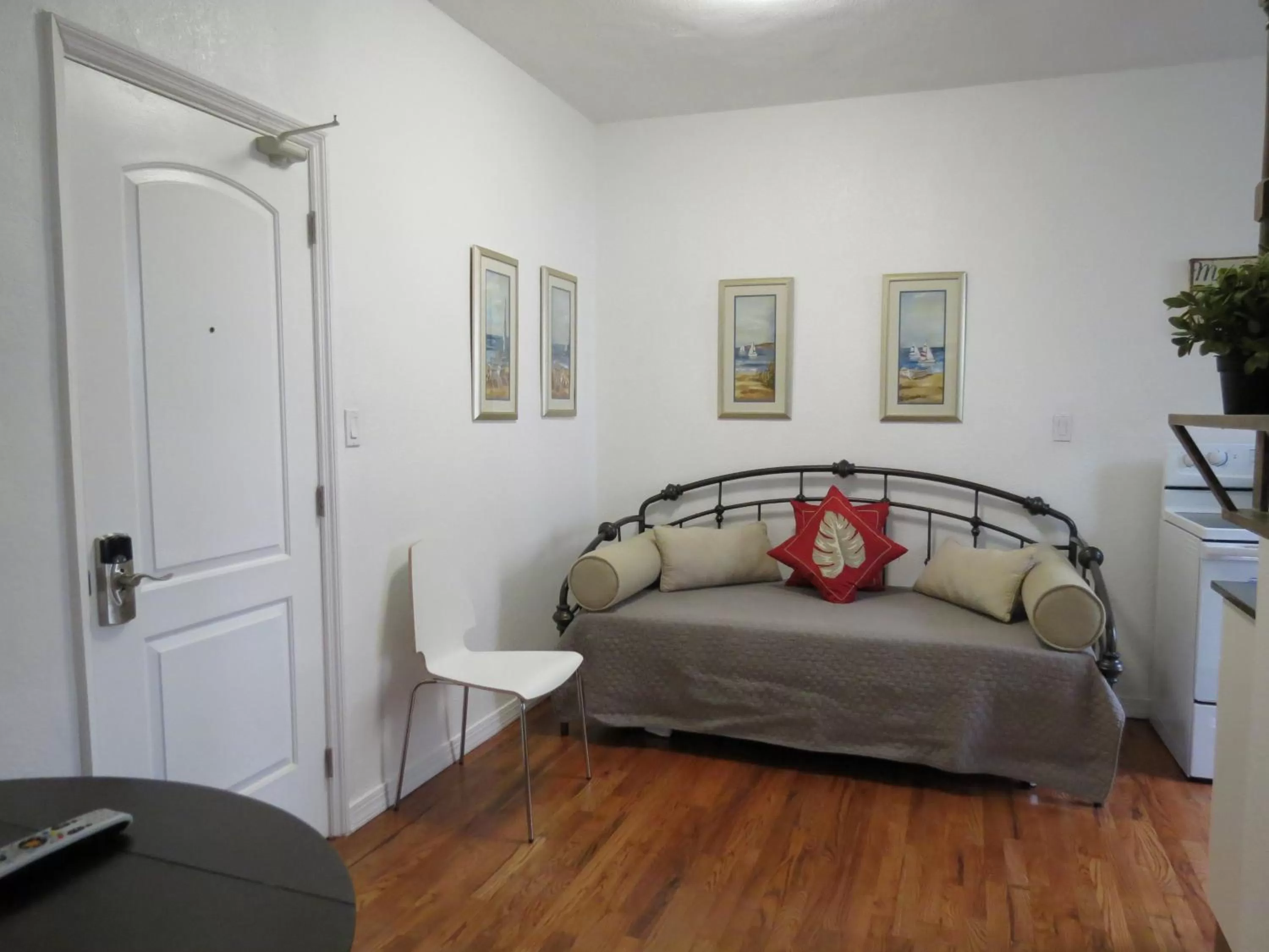 Bed in Harding Boutique Apartments