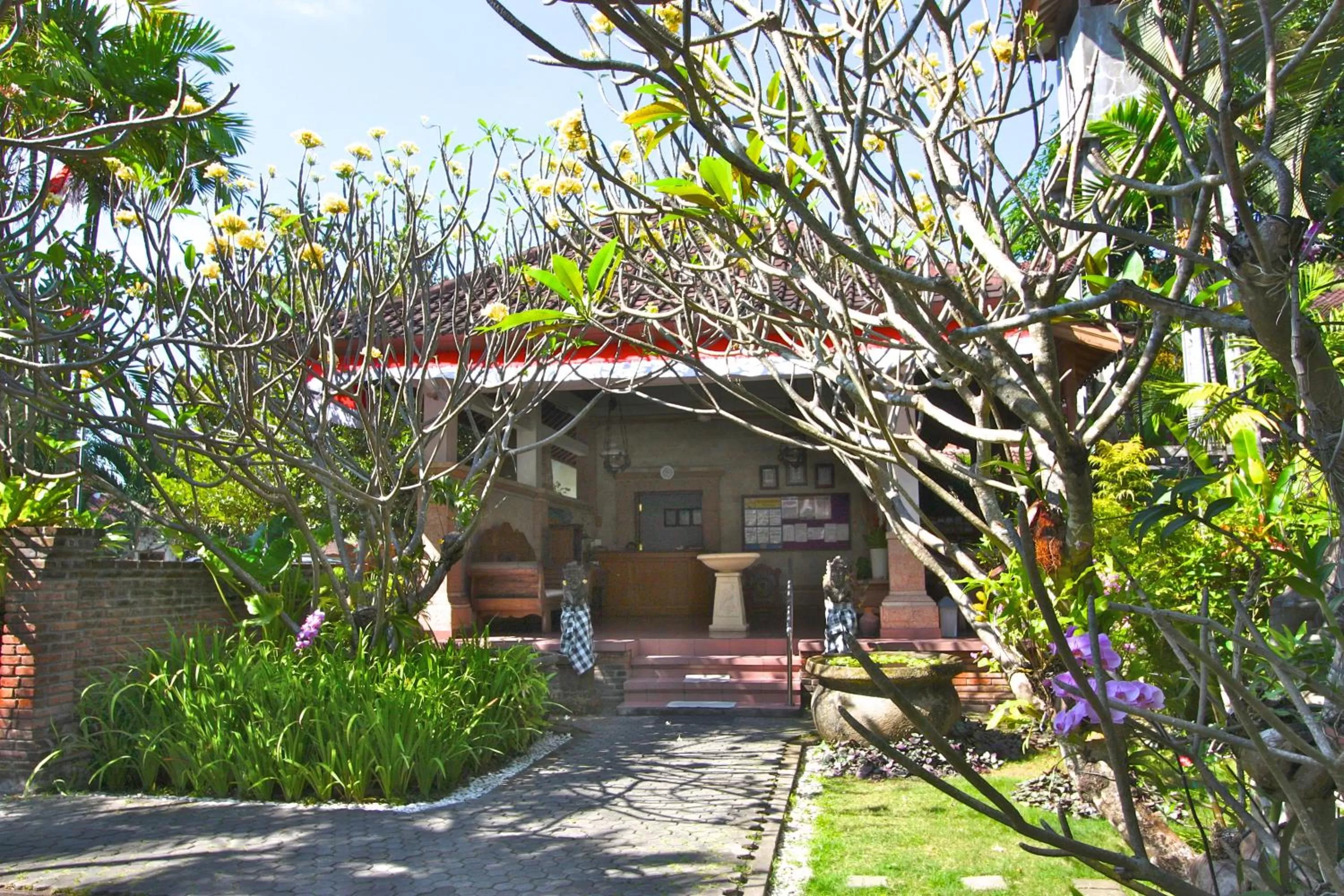 Lobby or reception in Bumi Ayu Bungalow Sanur