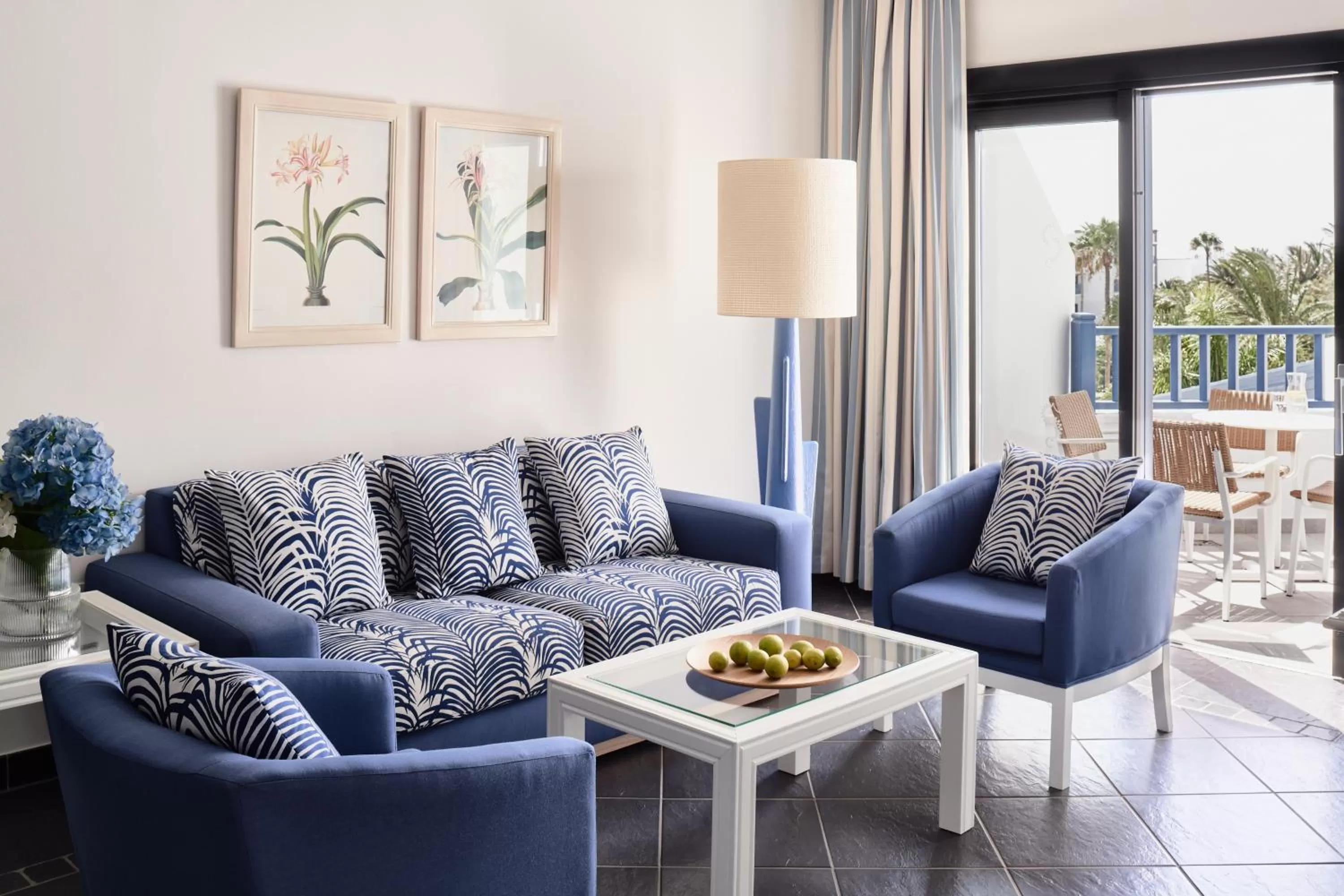 Living room in Seaside Los Jameos