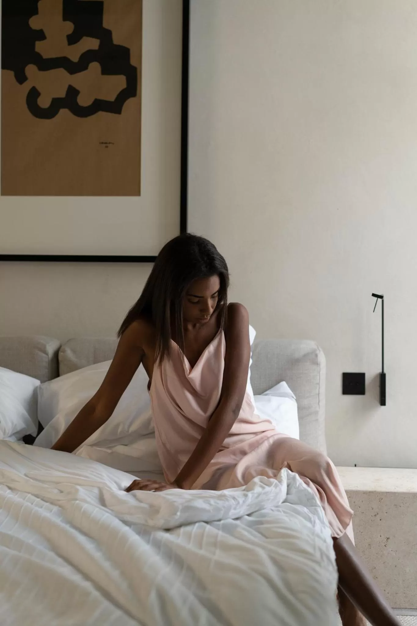 Photo of the whole room, Bed in Hotel Scenario