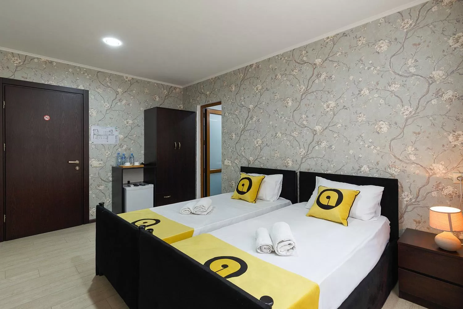 Photo of the whole room, Bed in Aura Plaza Hotel