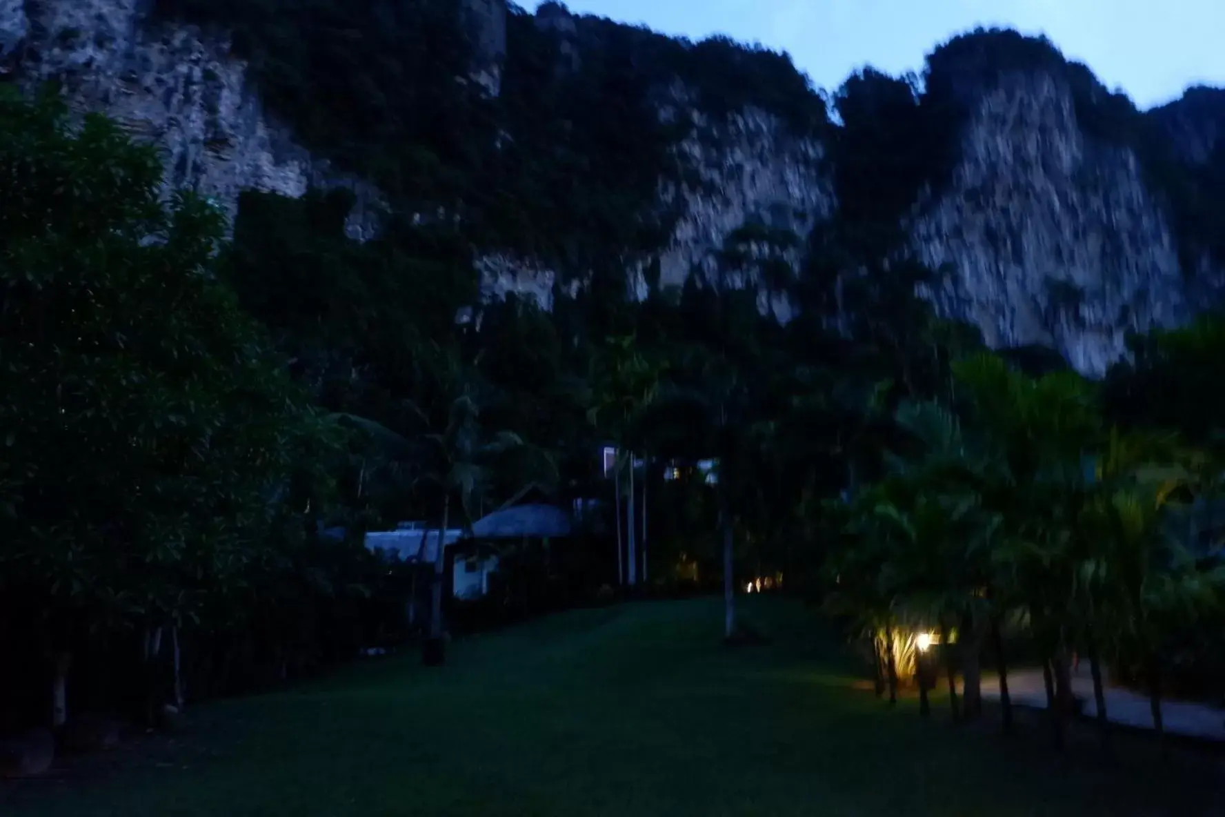 Night in Vipa Tropical Resort