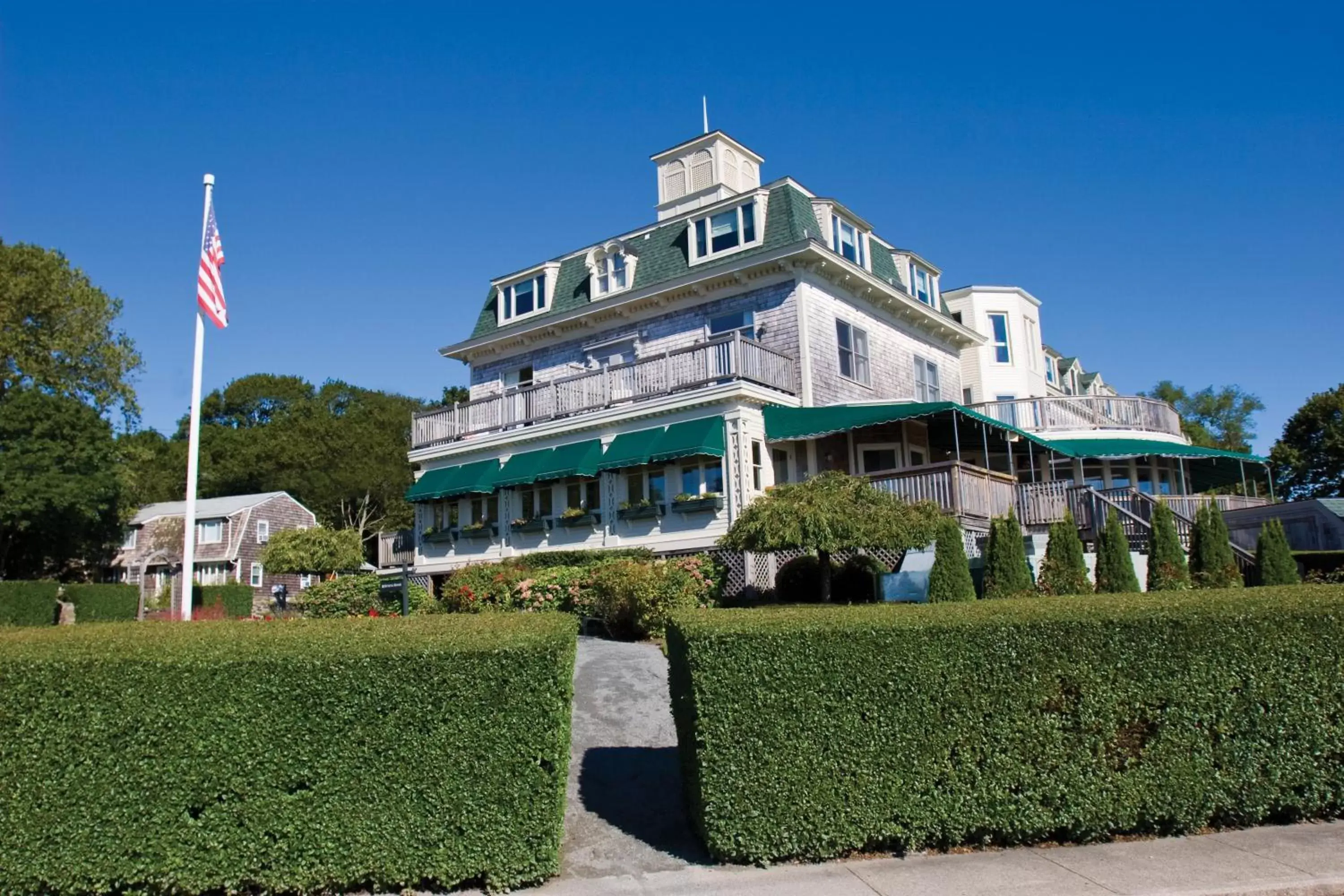 Property building in Club Wyndham Bay Voyage Inn