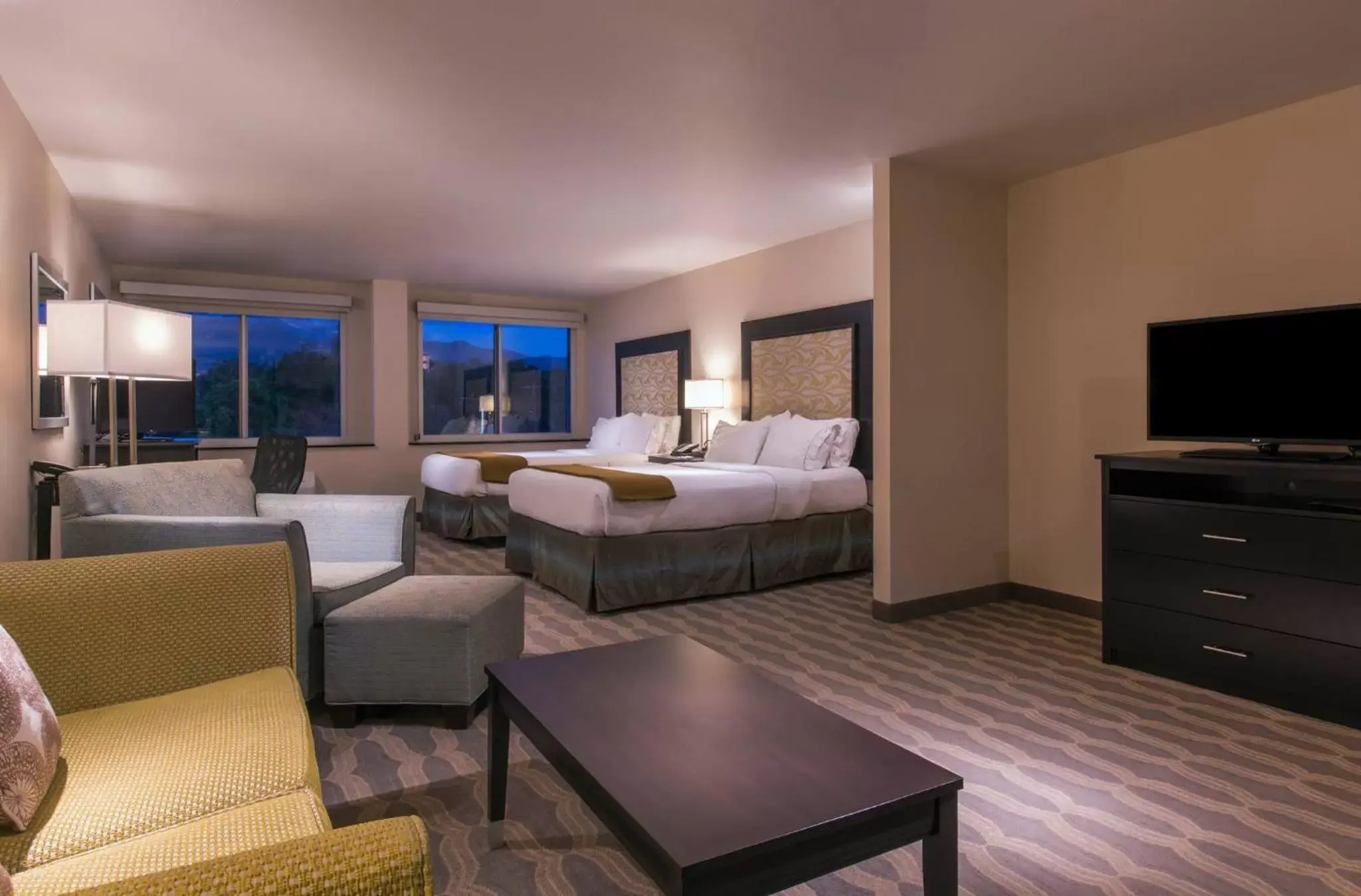 Seating Area in Holiday Inn Express & Suites Colorado Springs Central, an IHG Hotel