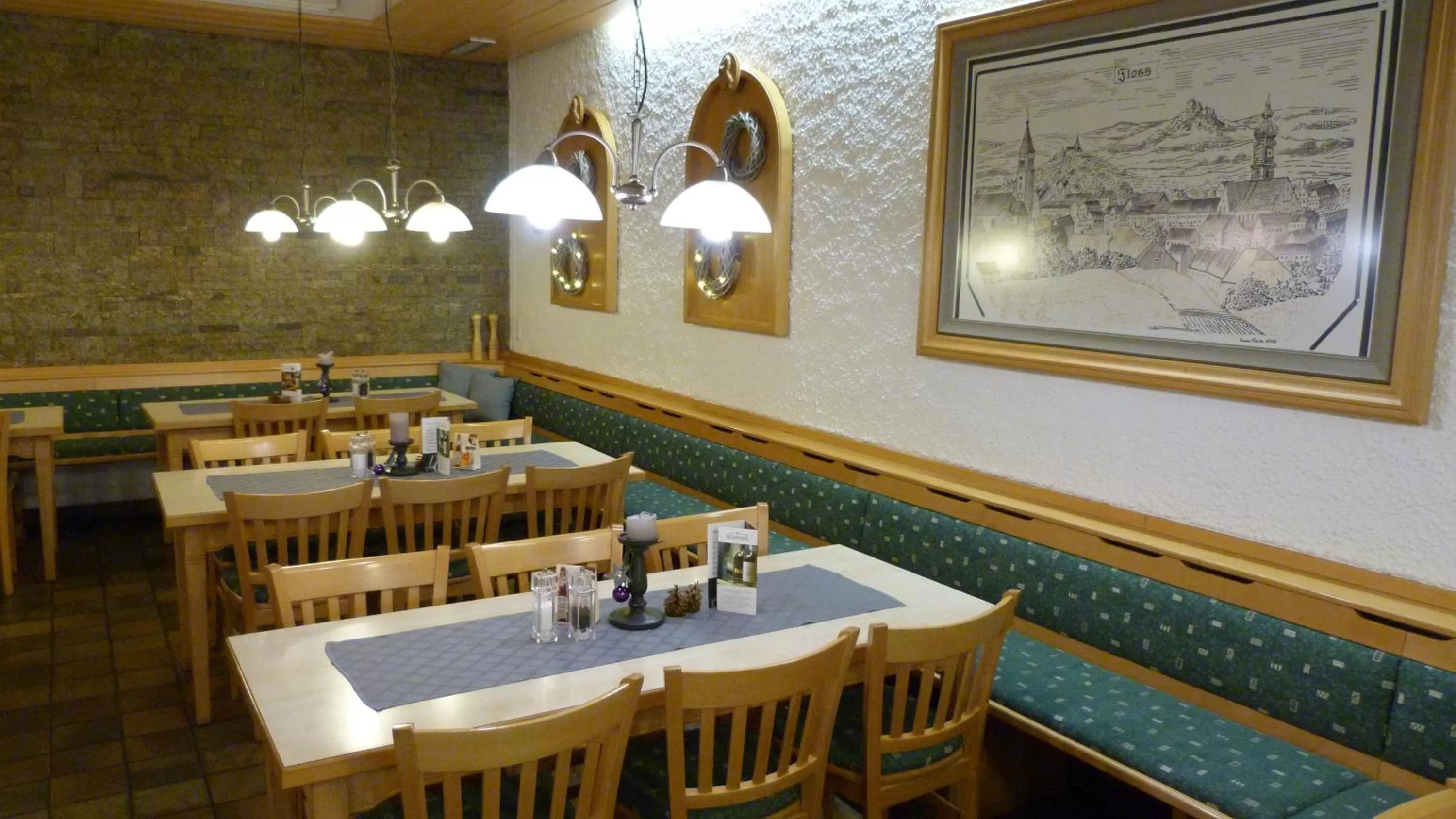 Restaurant/places to eat in Gasthof Pension Weißes Rössl