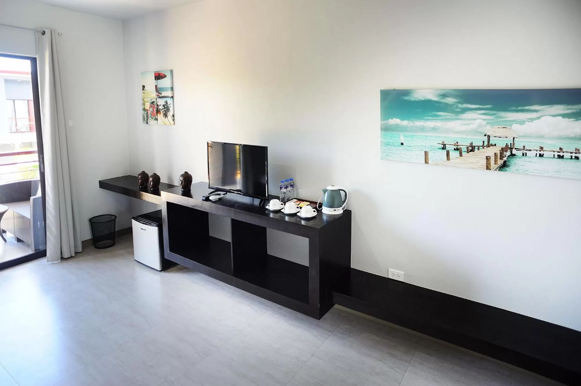 Coffee/tea facilities in Tamarind