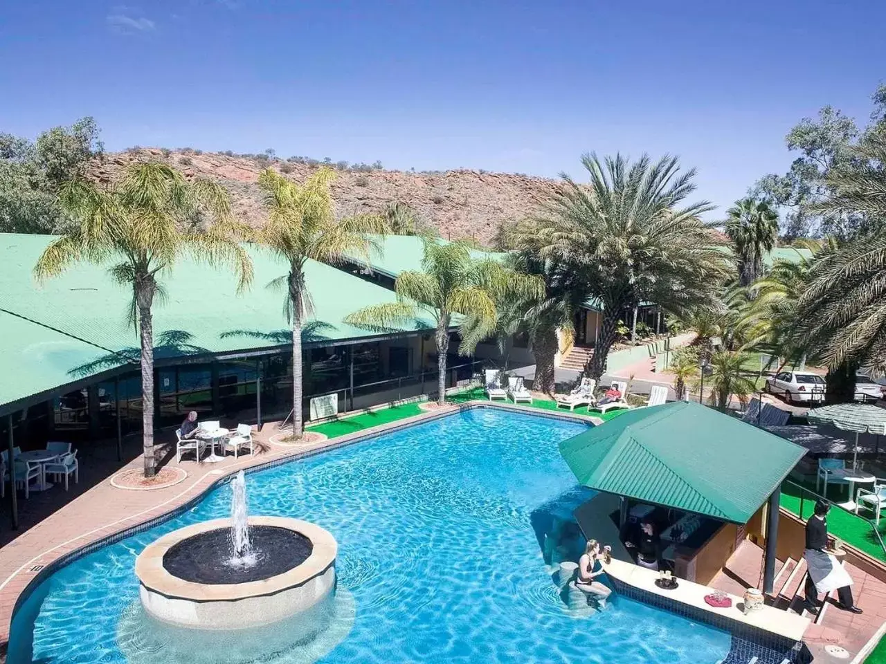 Swimming pool, Pool View in Mercure Alice Springs Resort