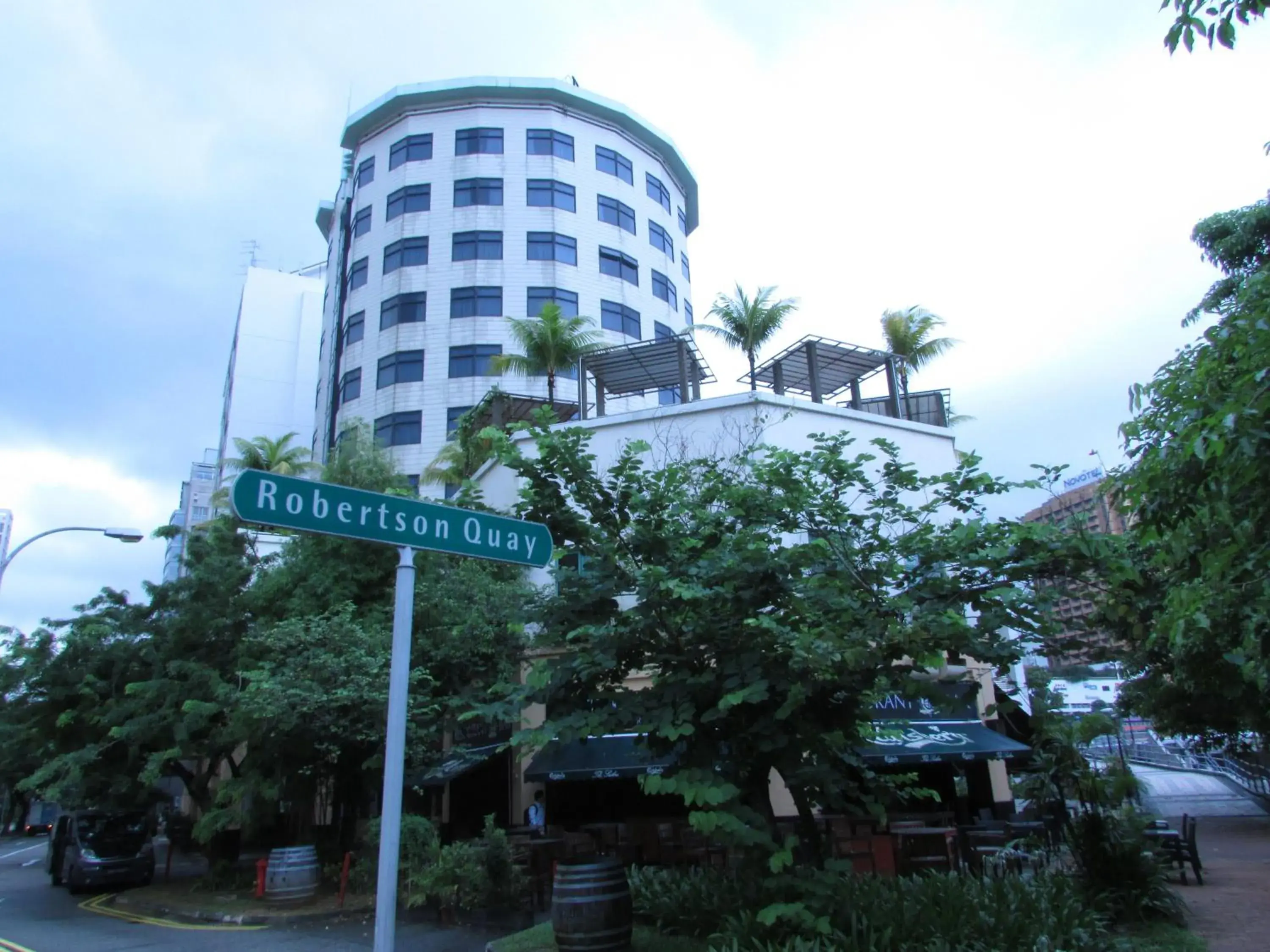 Facade/entrance, Property Building in Robertson Quay Hotel