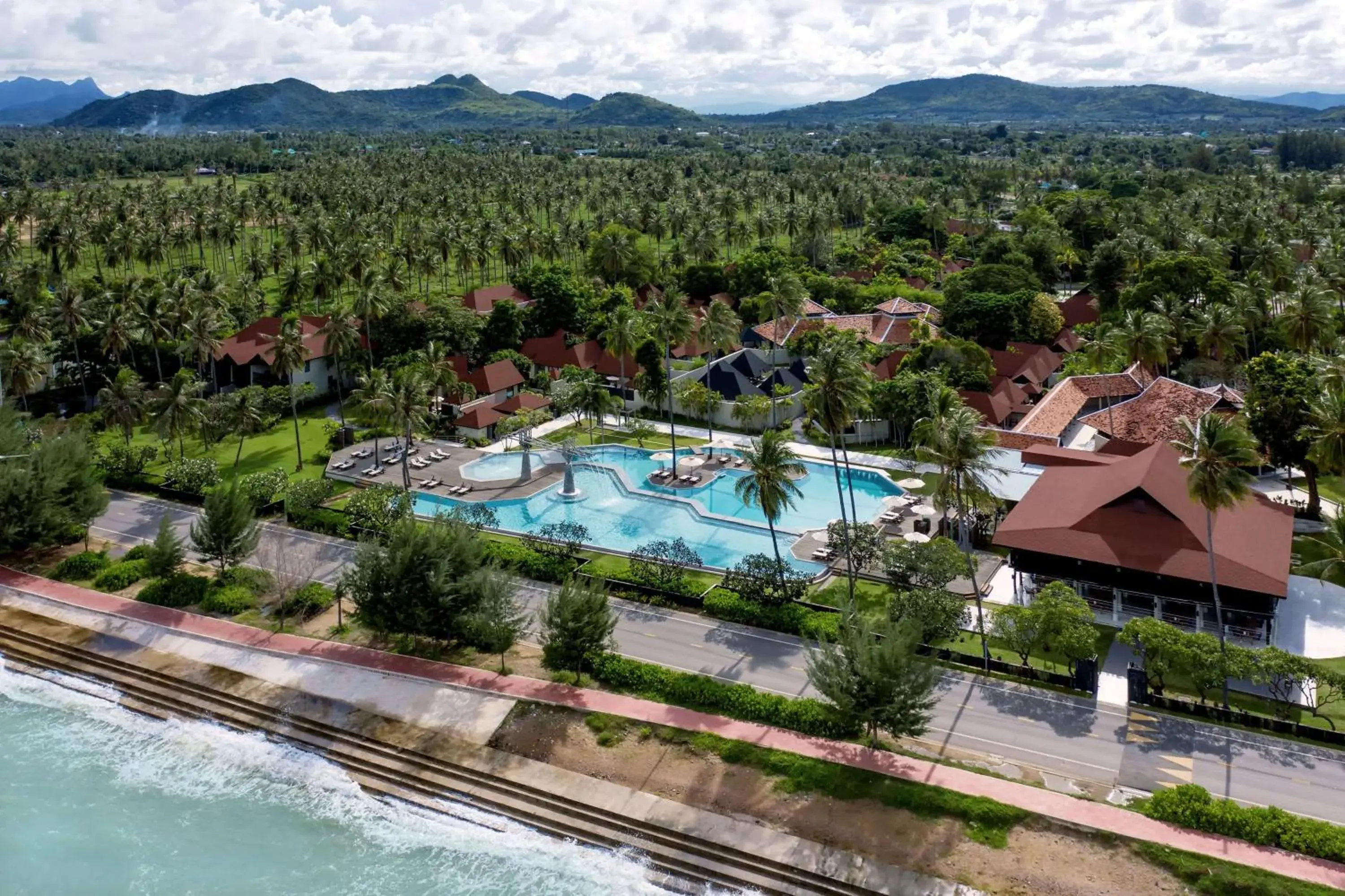Property building, Pool View in Wyndham Hua Hin Pranburi Resort & Villas