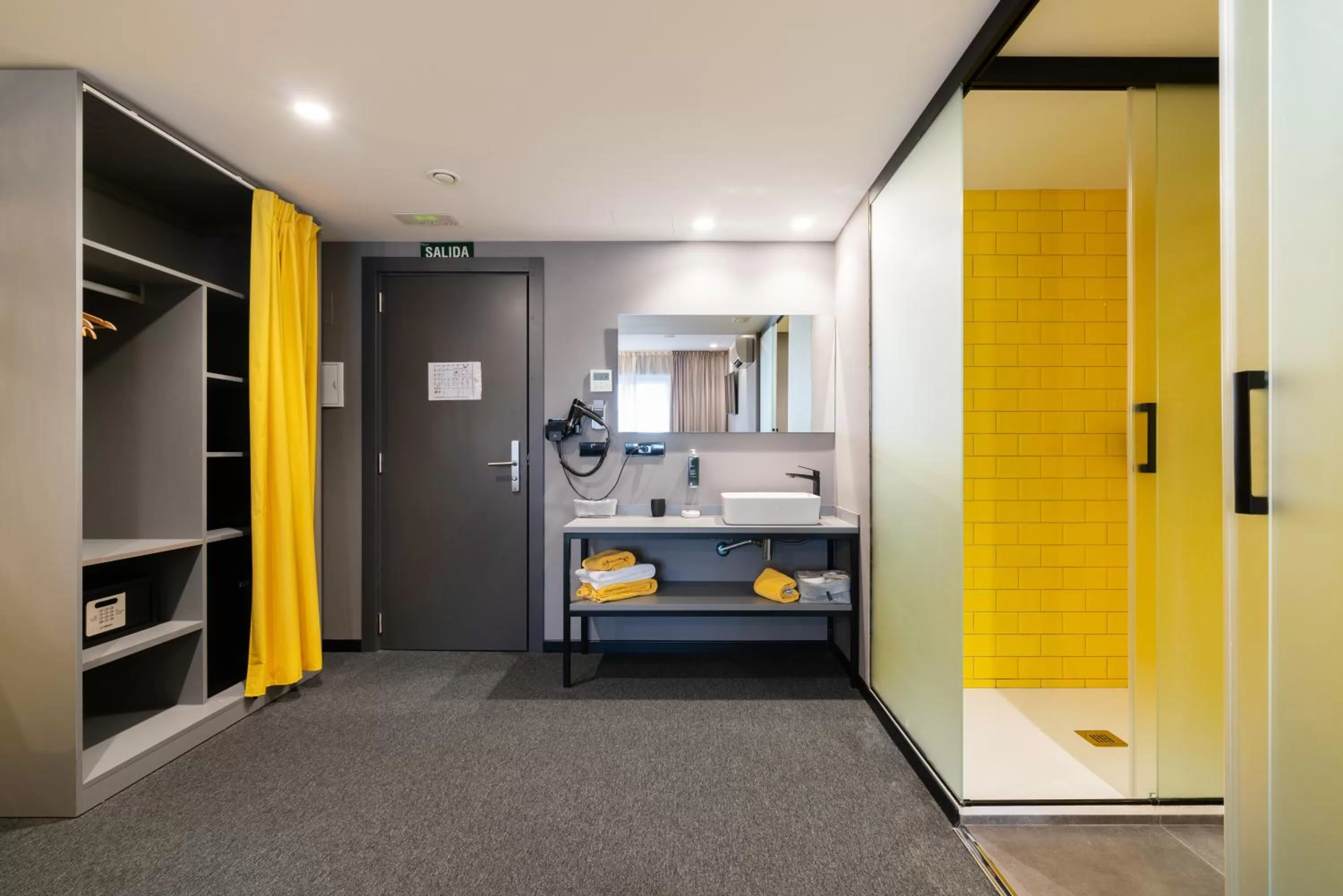 wardrobe in Nest Style Valencia