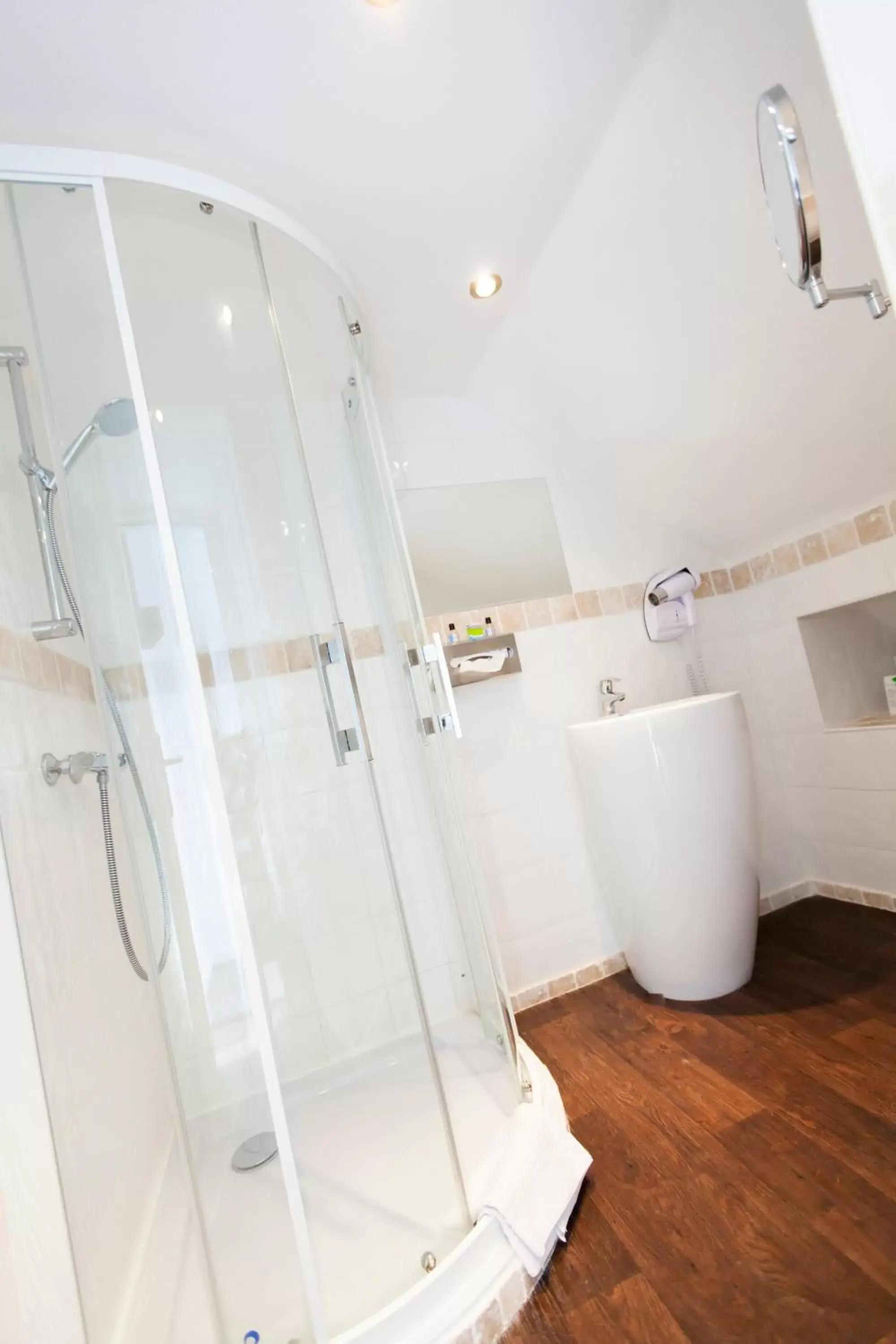 Bathroom in Hotel Athanor Centre