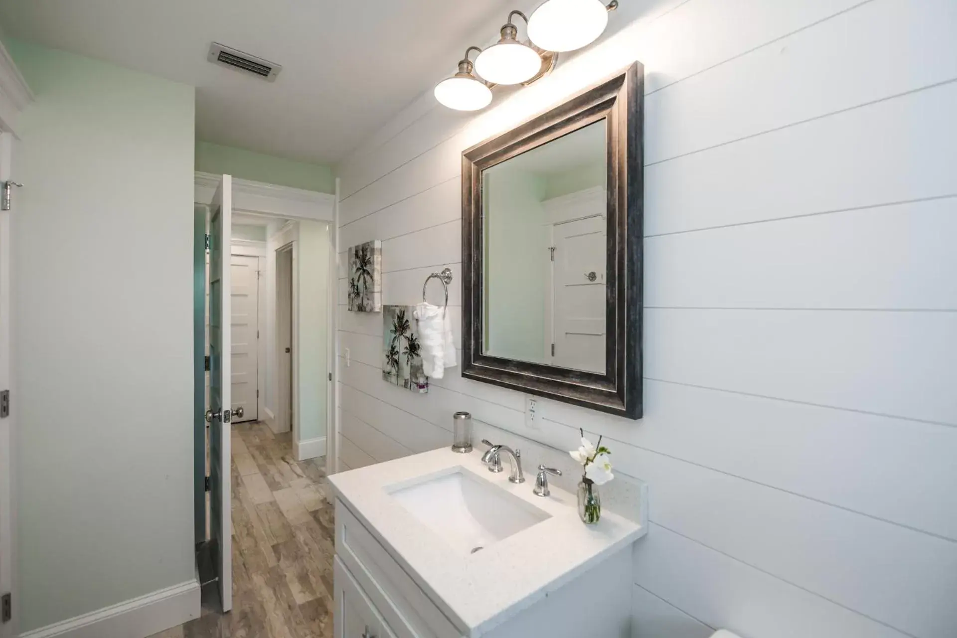 Bathroom in Tropical Breeze Resort