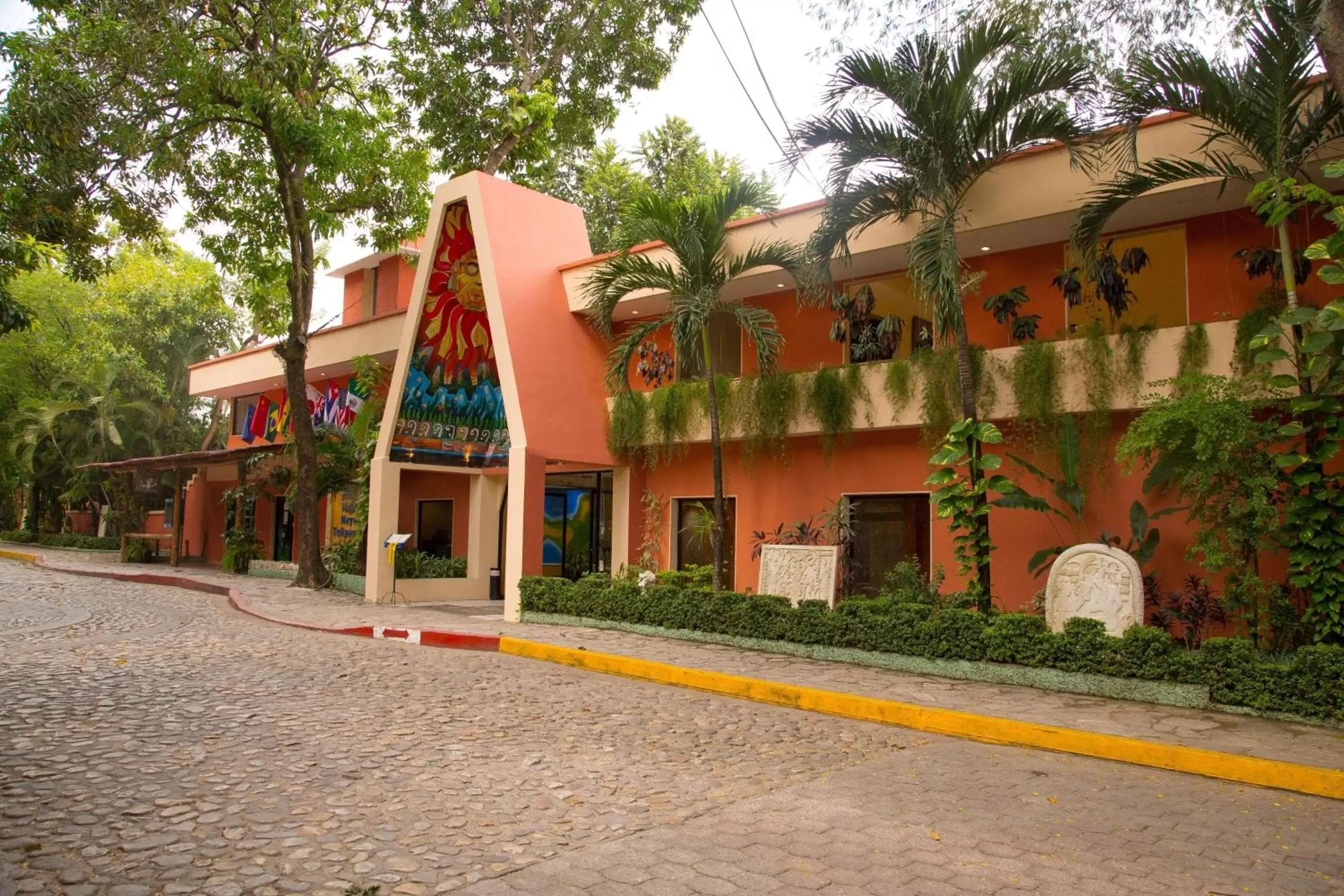 Facade/entrance, Property Building in Hotel Maya Tulipanes Palenque