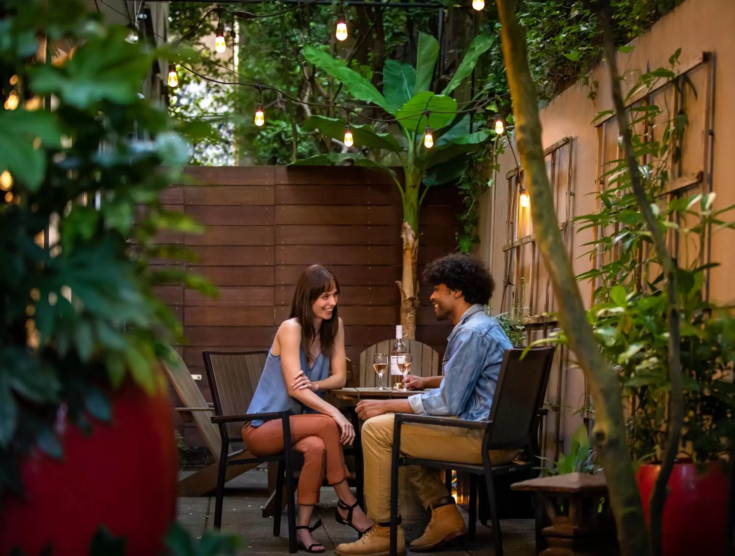 Patio in Park Lane Suites & Inn