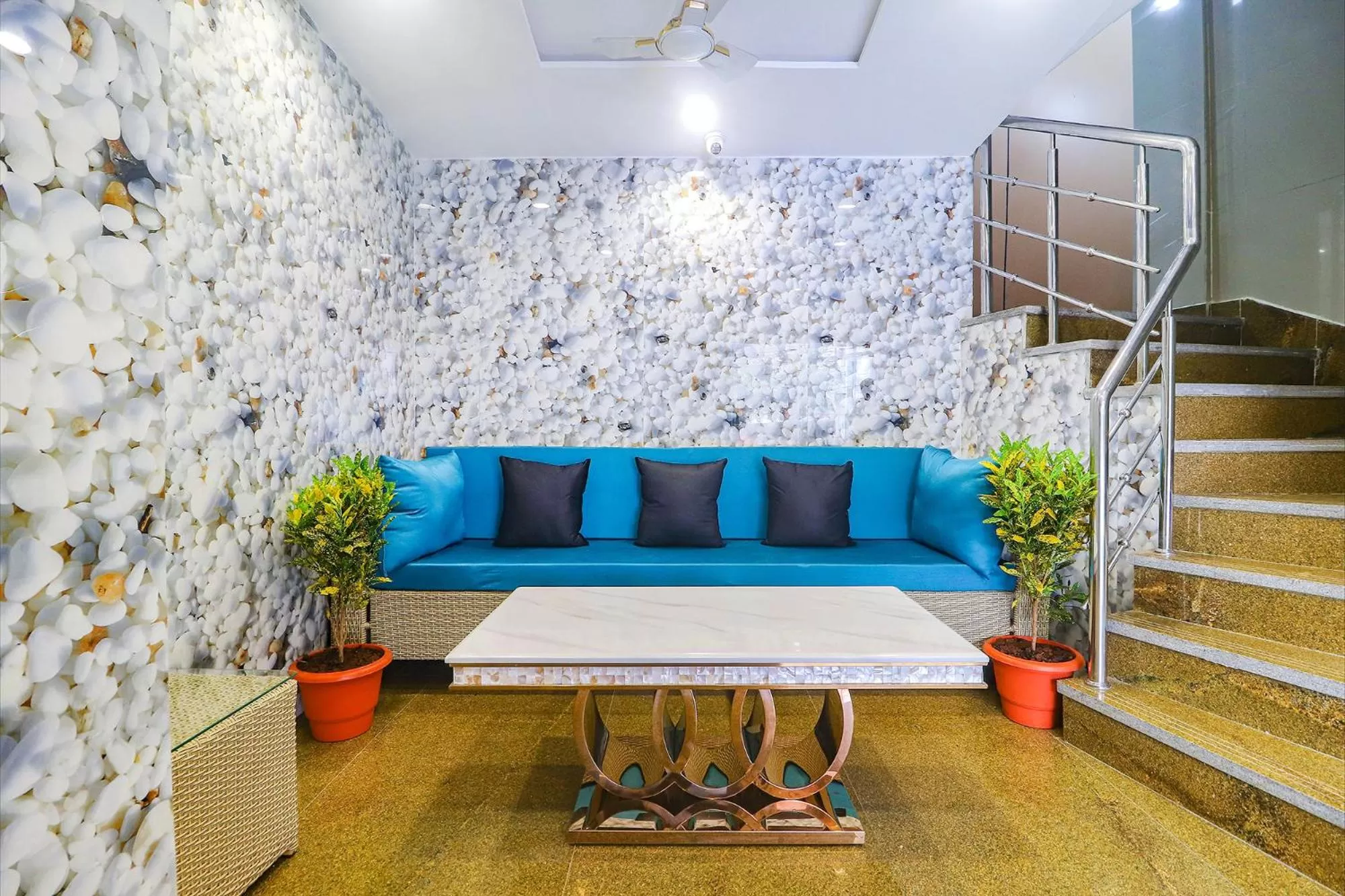 Seating area in FabHotel Fortune Grand - Nr Lakdikapul Metro Station