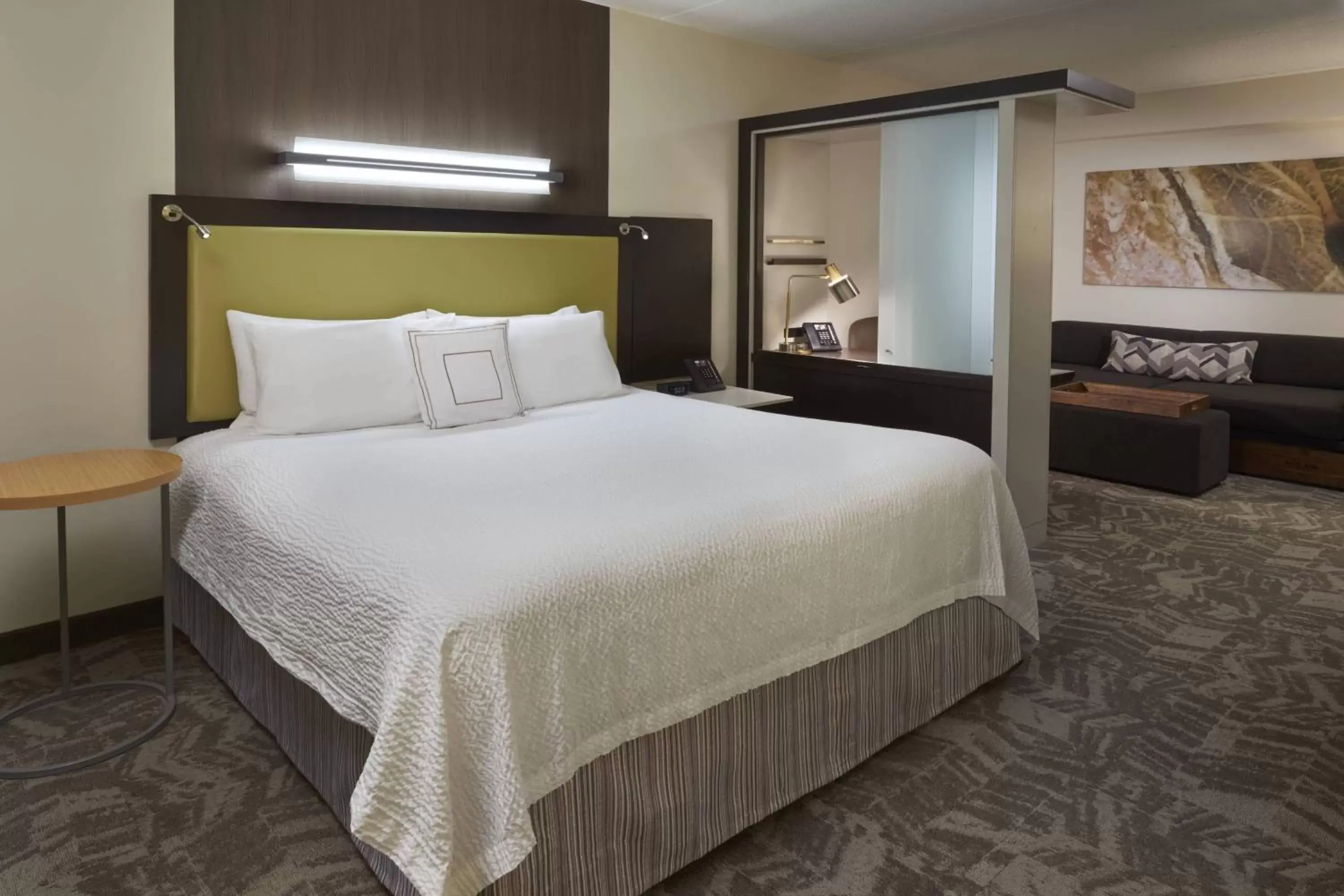 Photo of the whole room, Bed in SpringHill Suites by Marriott Toronto Vaughan