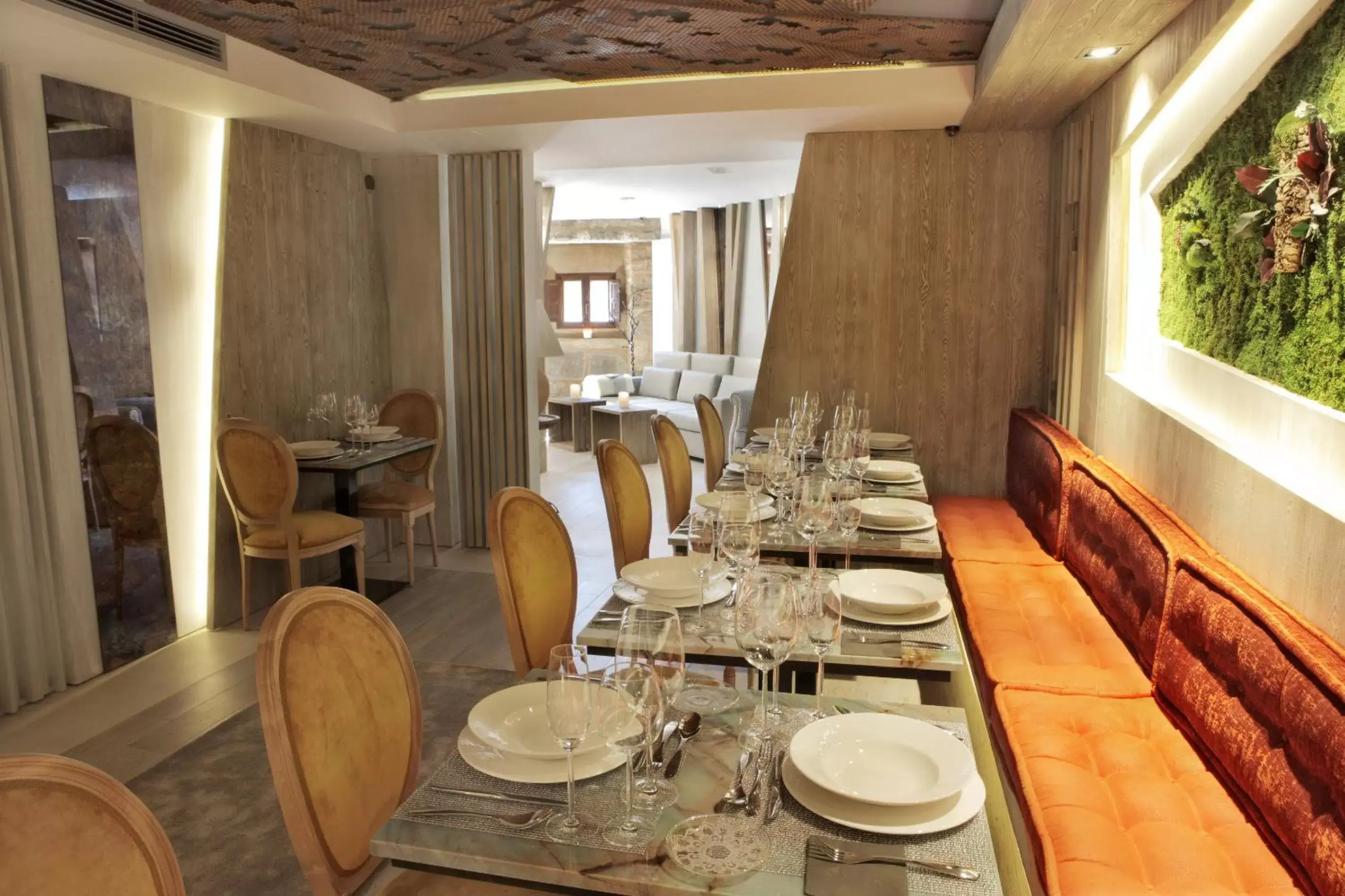 Restaurant/Places to Eat in Hotel Las Treixas