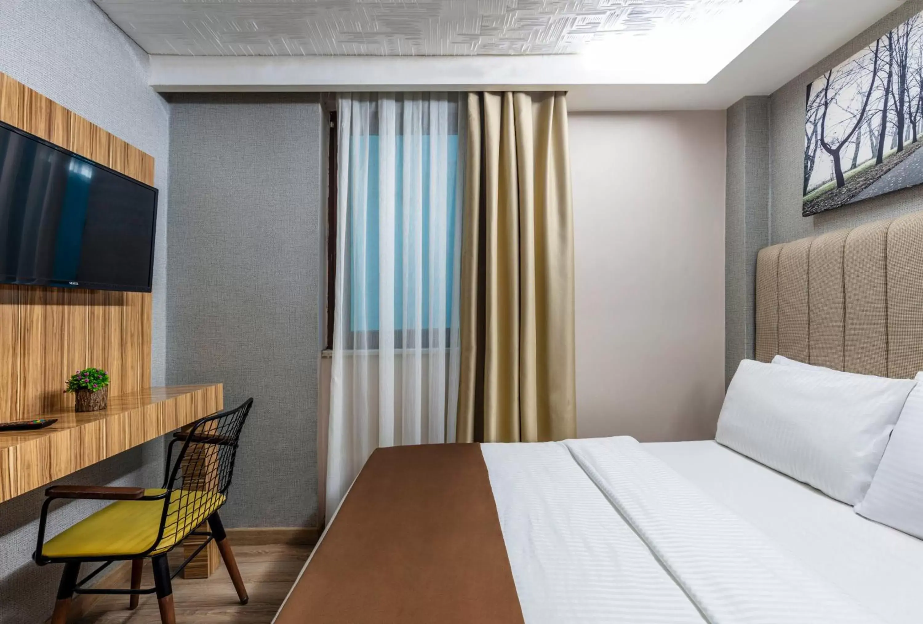 TV and multimedia, Bed in Dem İstanbul Airport Hotel