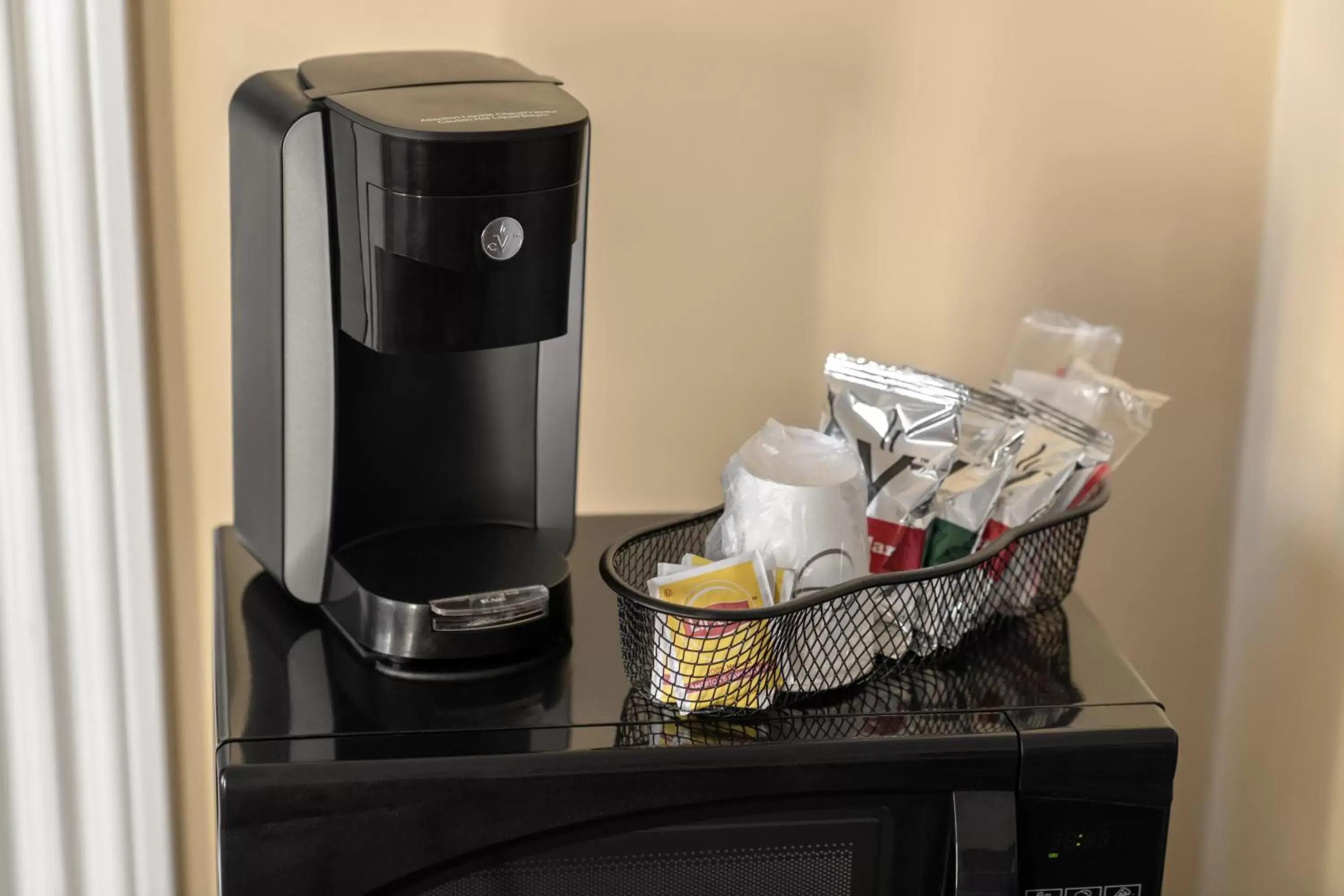 Coffee/Tea Facilities in Historic Sonora Inn