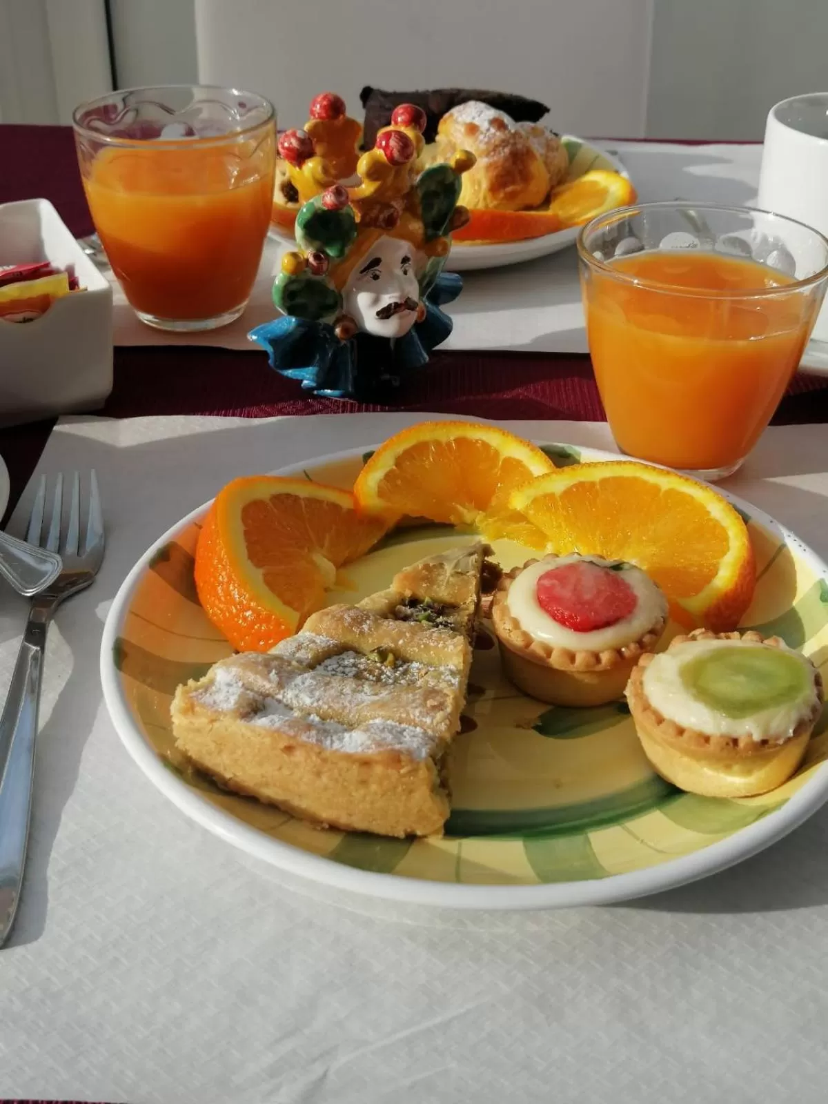 Breakfast in Lakkios charming suites and rooms