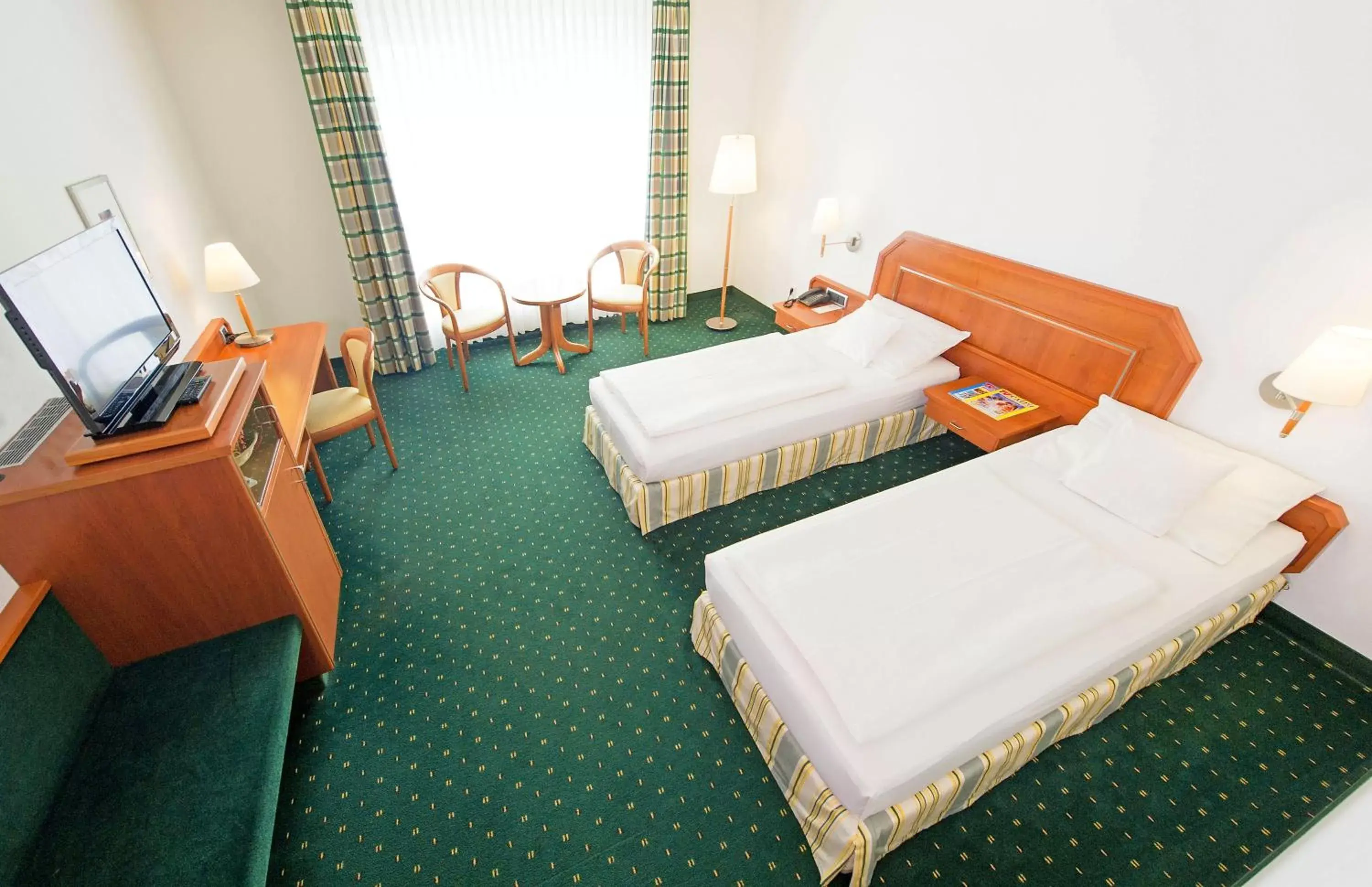 Photo of the whole room in Maifeld Sport- und Tagungshotel