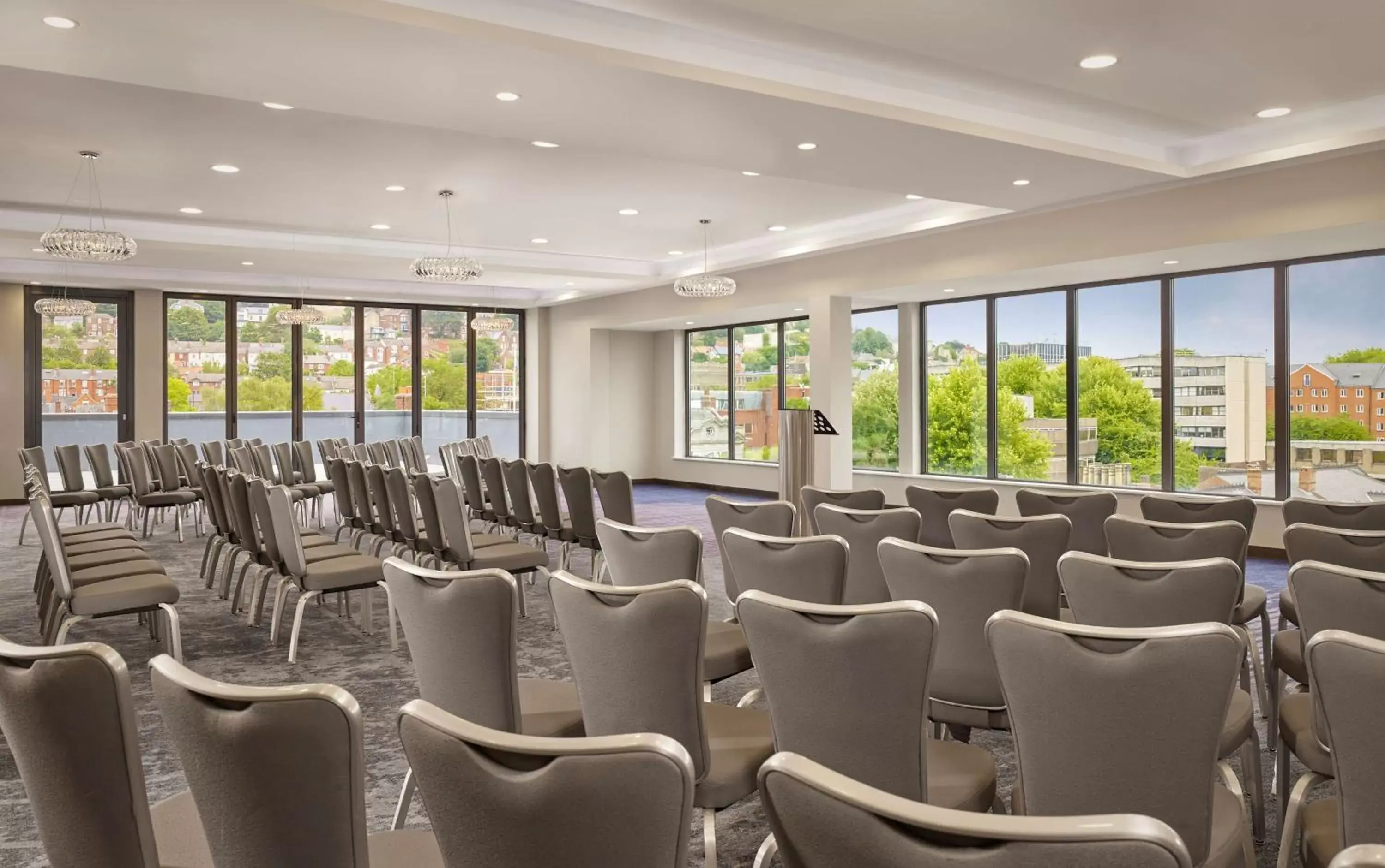 Meeting/conference room in DoubleTree by Hilton Lincoln