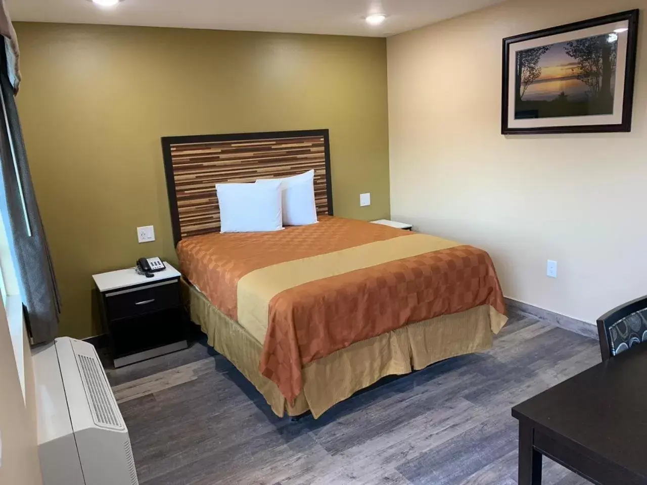 Bed in GAREY MOTEL Bed in GAREY MOTEL