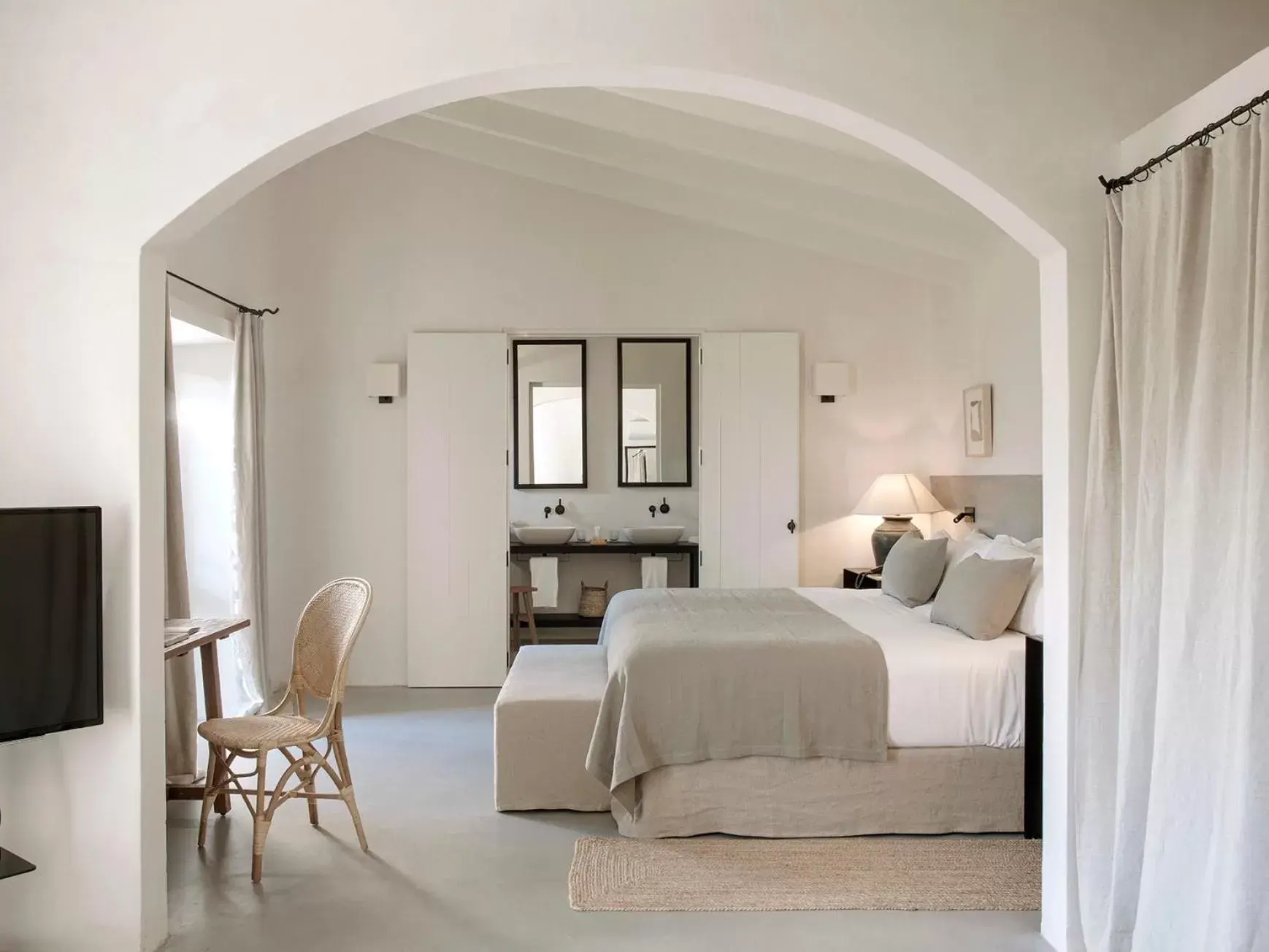 Suite with Garden View in Finca Serena Mallorca, Small Luxury Hotels Suite with Garden View in Finca Serena Mallorca, Small Luxury Hotels