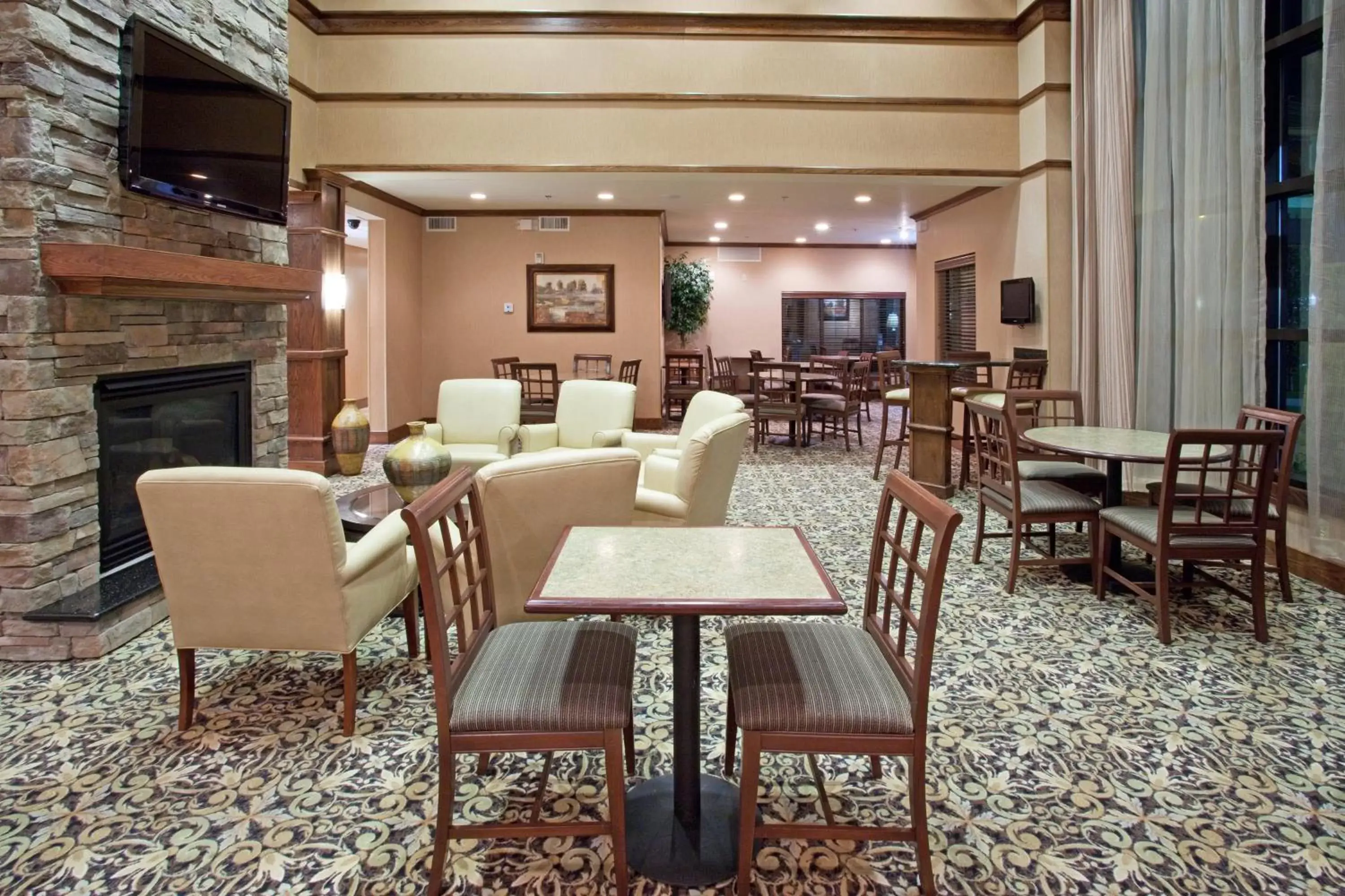 Breakfast, Restaurant/Places to Eat in Staybridge Suites Salt Lake-West Valley City, an IHG Hotel
