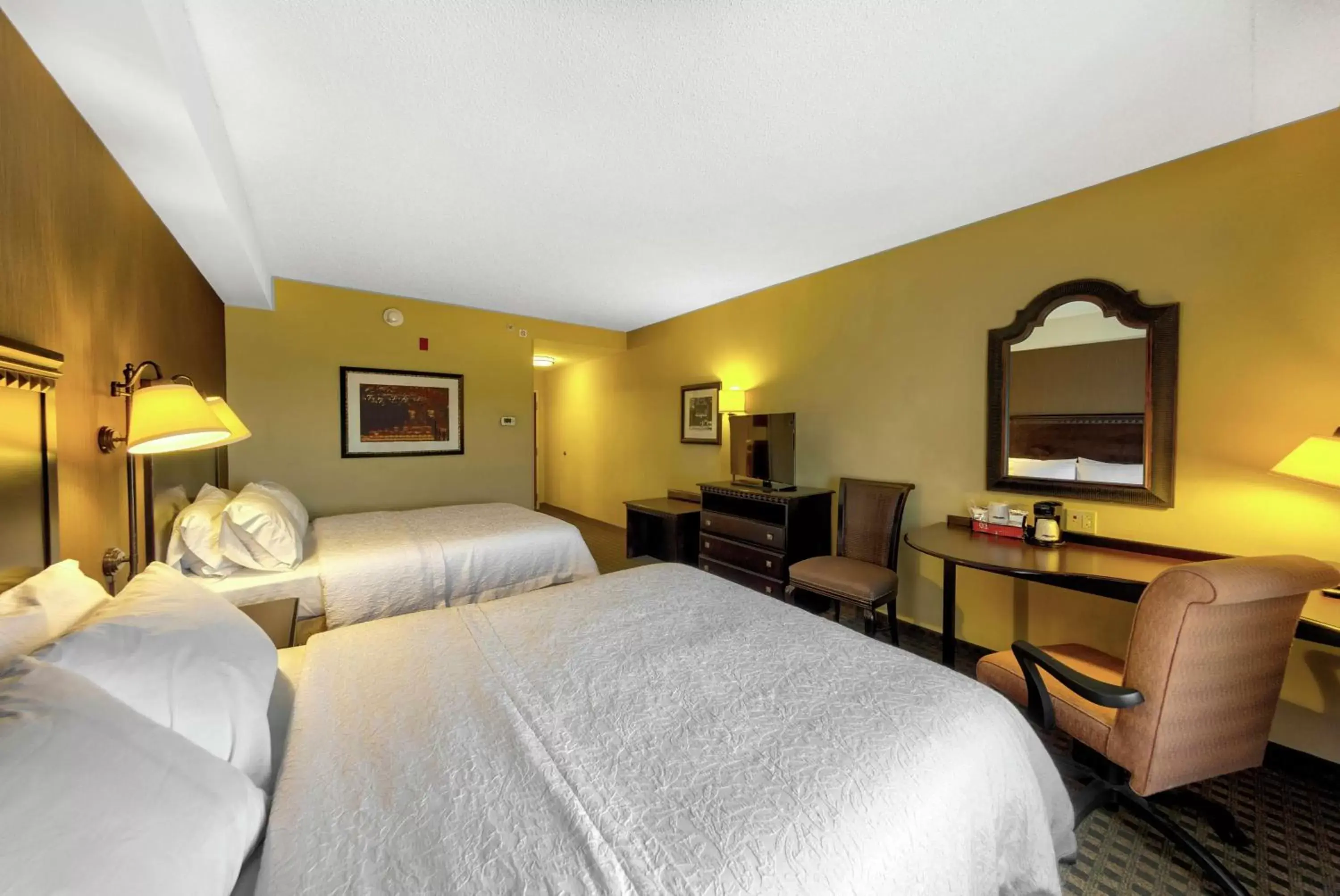 Bedroom, Bed in Hampton Inn & Suites Chadds Ford