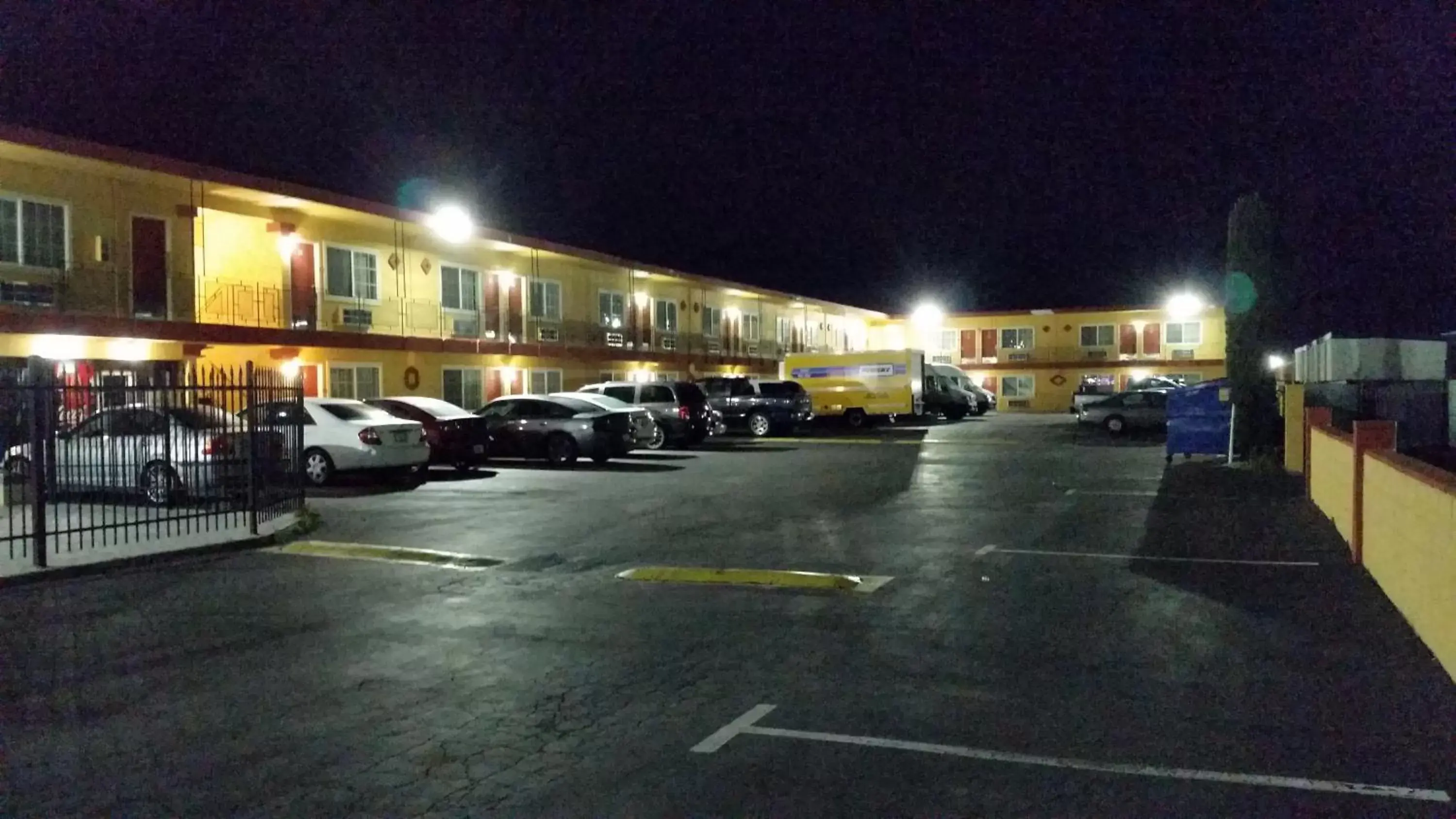 Property Building in ECONO LODGE- 1349 W Texas St Fairfield CA